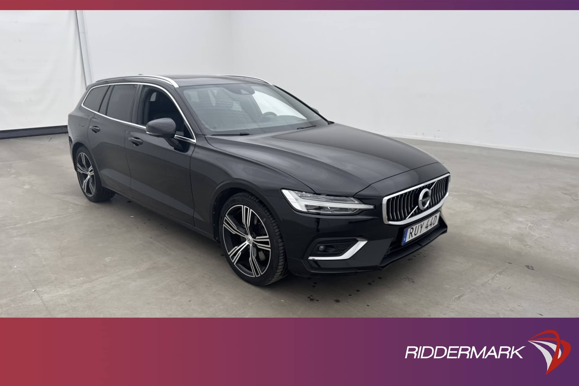 Volvo V60 T5