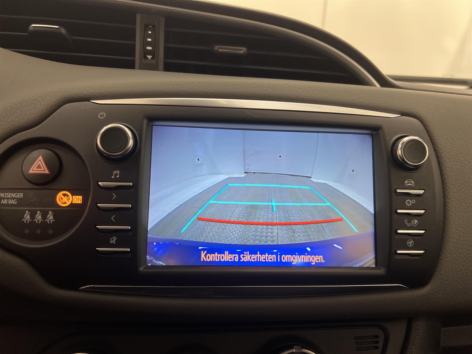 Toyota  Yaris 1.5 111hk B-Kam Låg Skatt 0,47L/mil