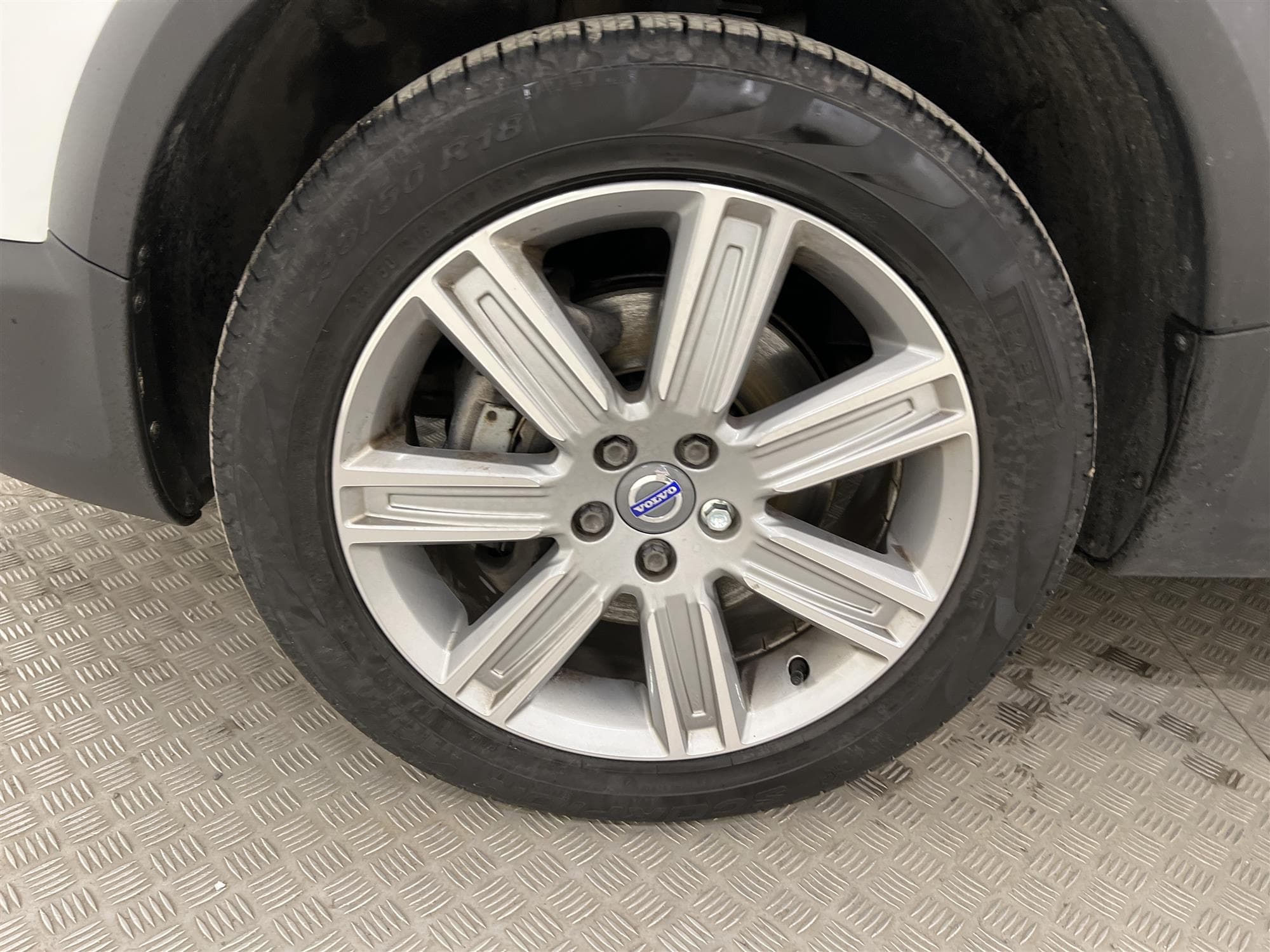 Volvo XC70 D4 181hk AWD Summum Classic Voc Navi Värmare BLIS