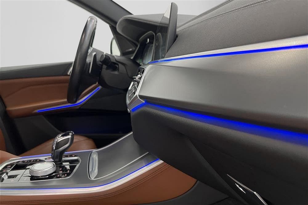 BMW X5 xDrive30d 286hk MHEV Innovation 360 Harman Pano interiör