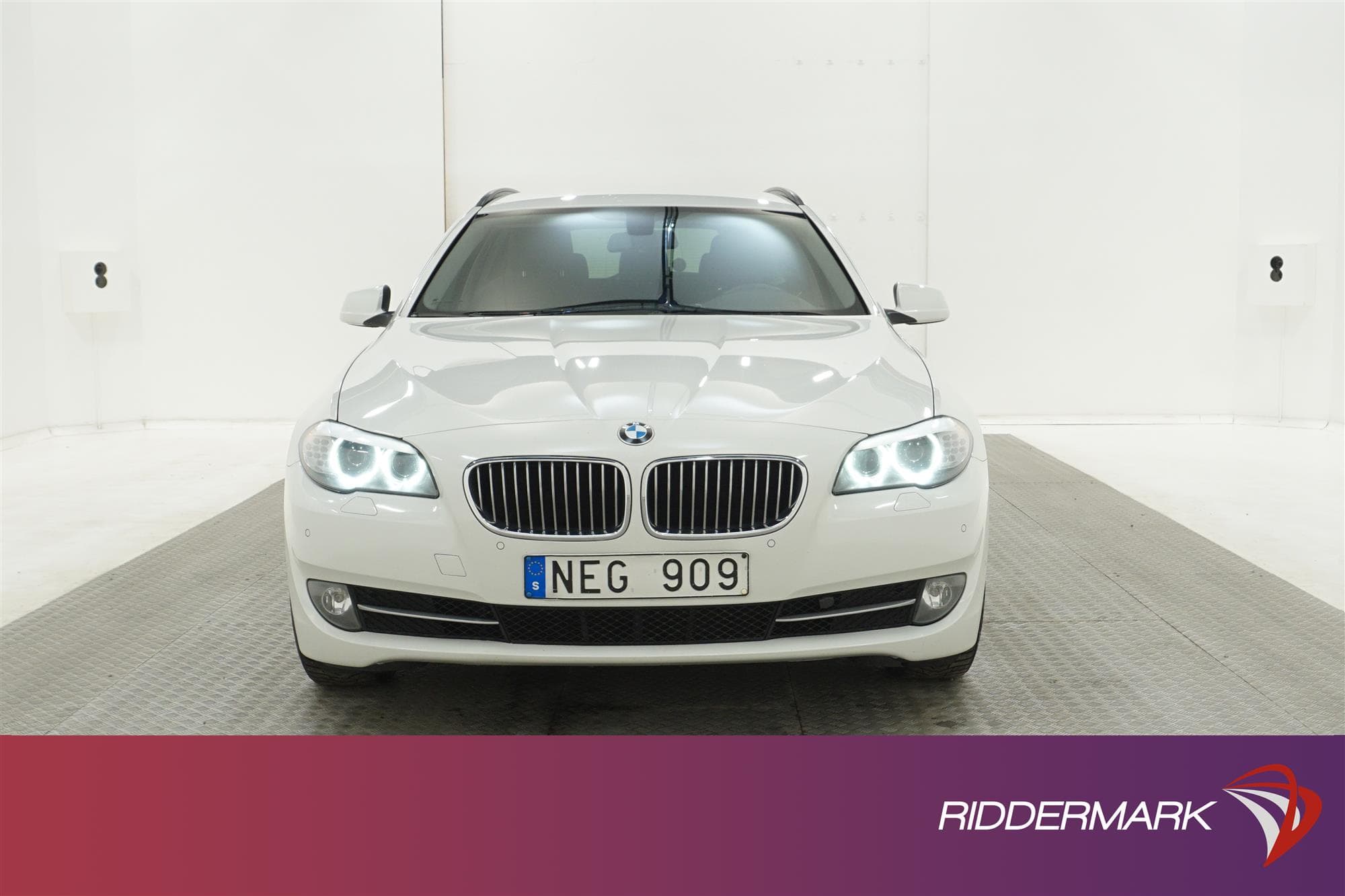 BMW 520d 184hk Touring  Värmare Nyservad PDC 0.45l/mil