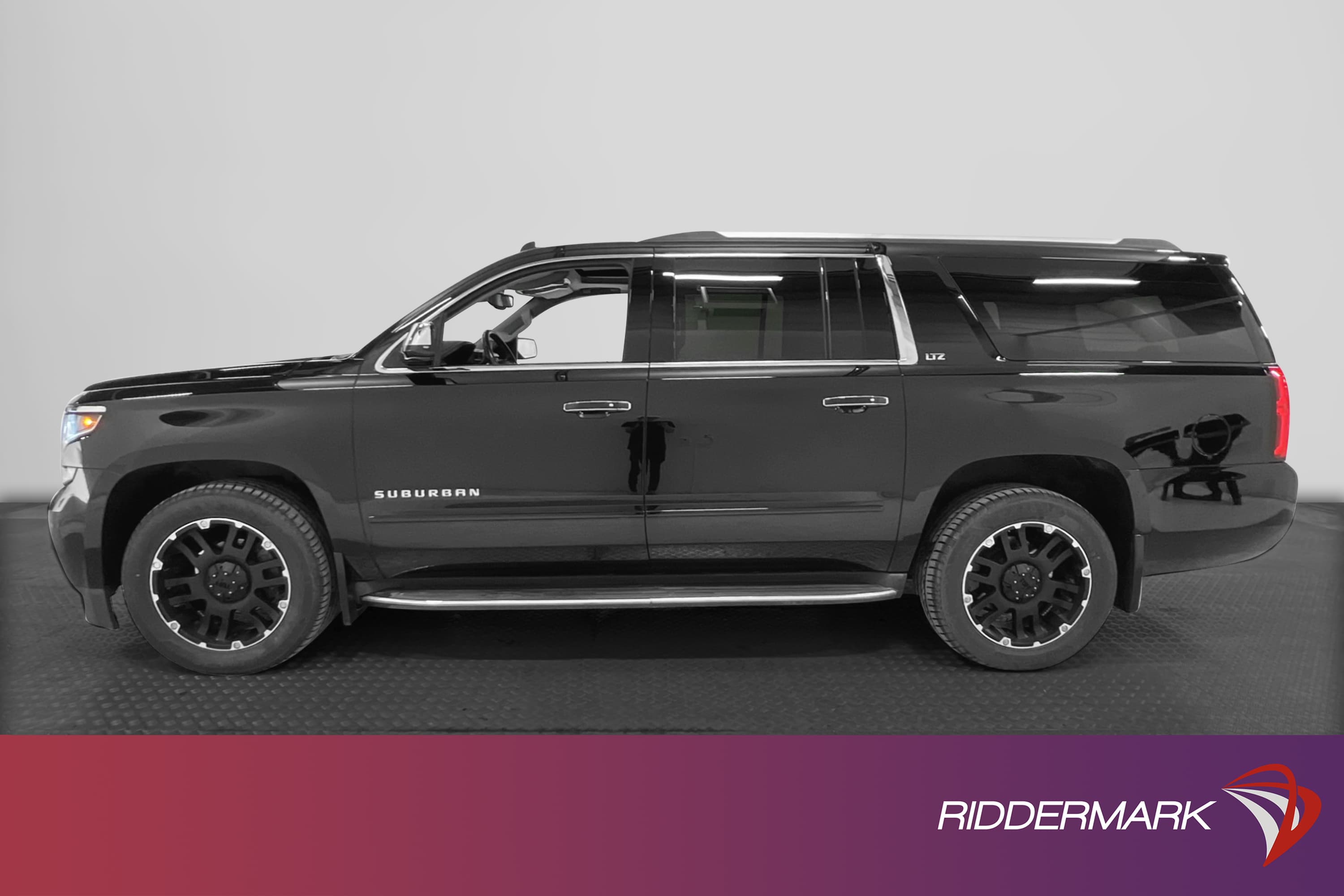 Chevrolet Suburban 1500