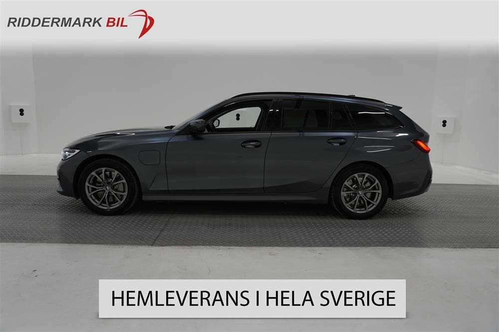 BMW 330e xDrive Touring 292hk