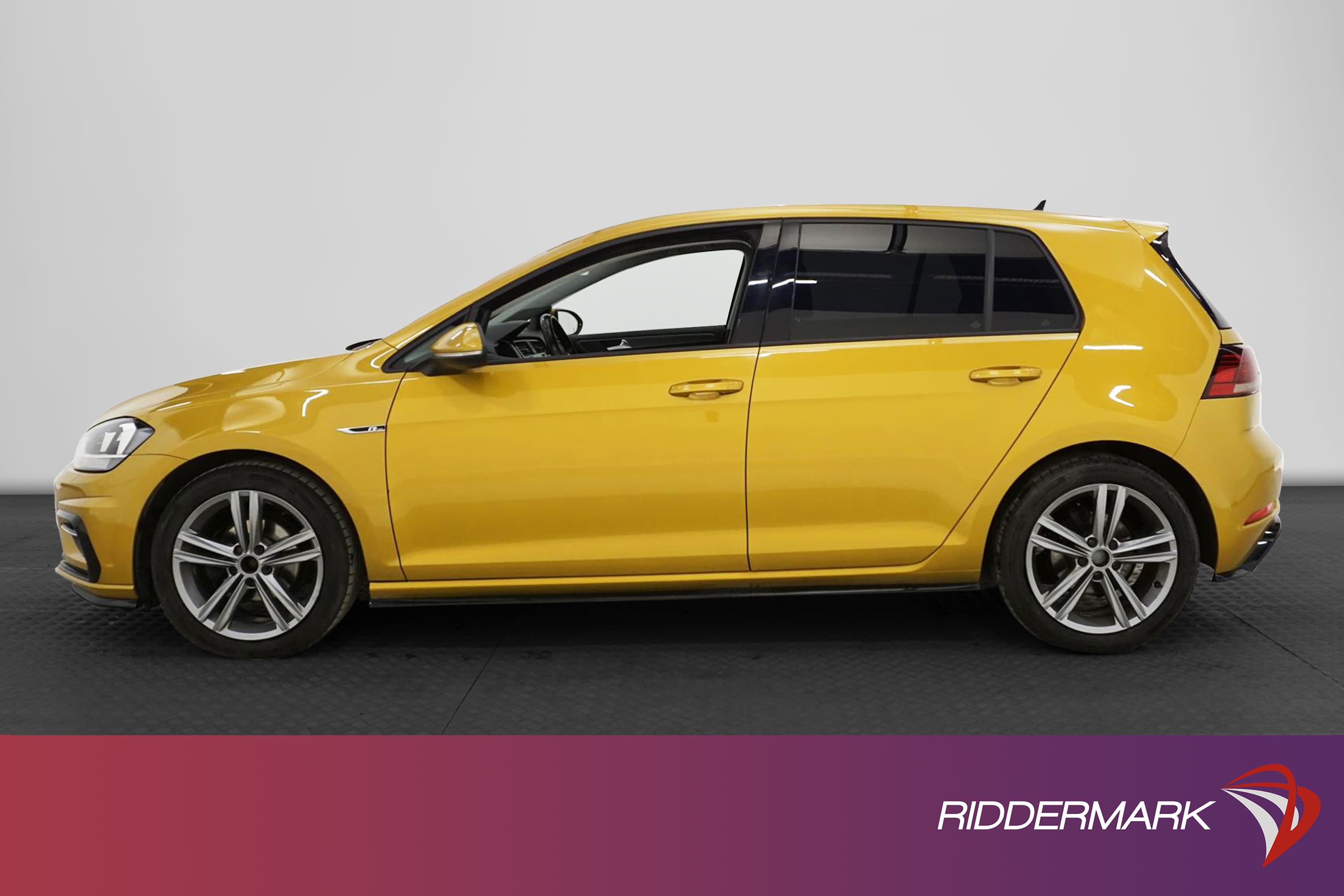 Volkswagen Golf 1.0 TSI 110hk