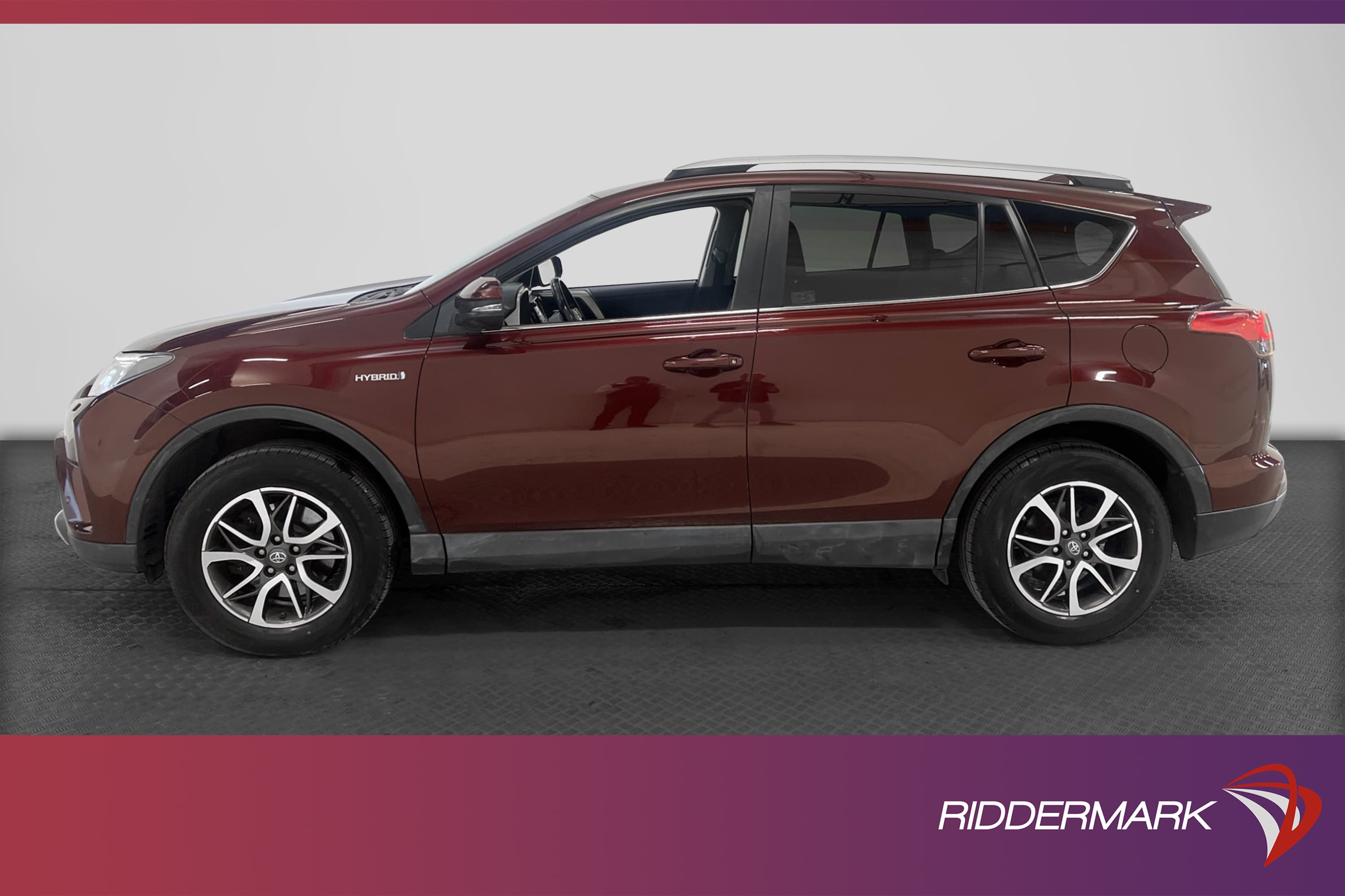Toyota RAV4 Hybrid 197hk i-AWD Executive M-värm Skinn Drag