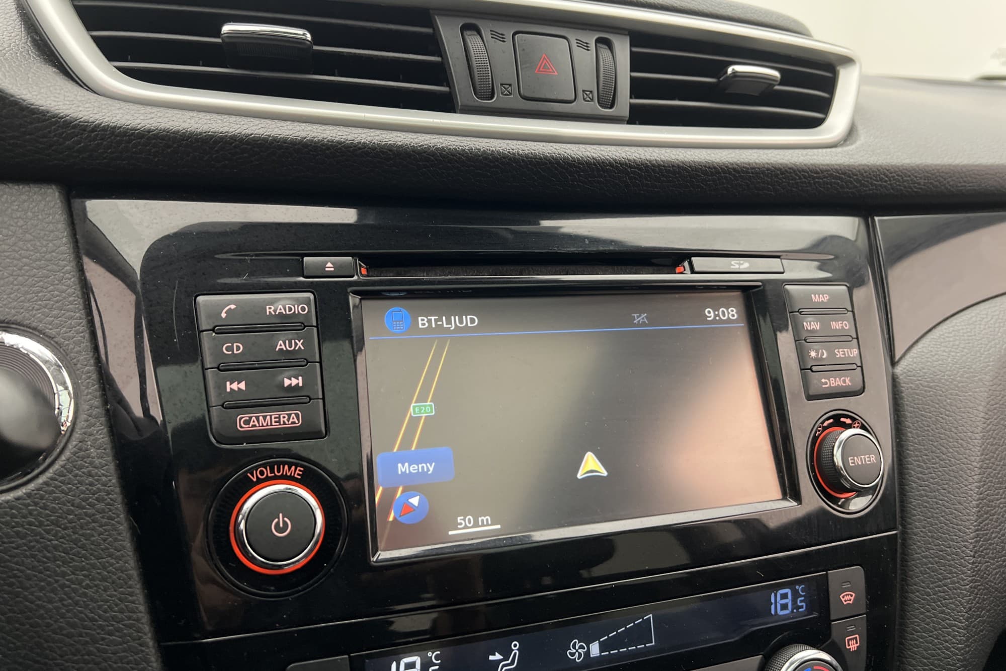 Nissan Qashqai 1.6 dCi 130hk Tekna Pano 360° Navi Halvskinn