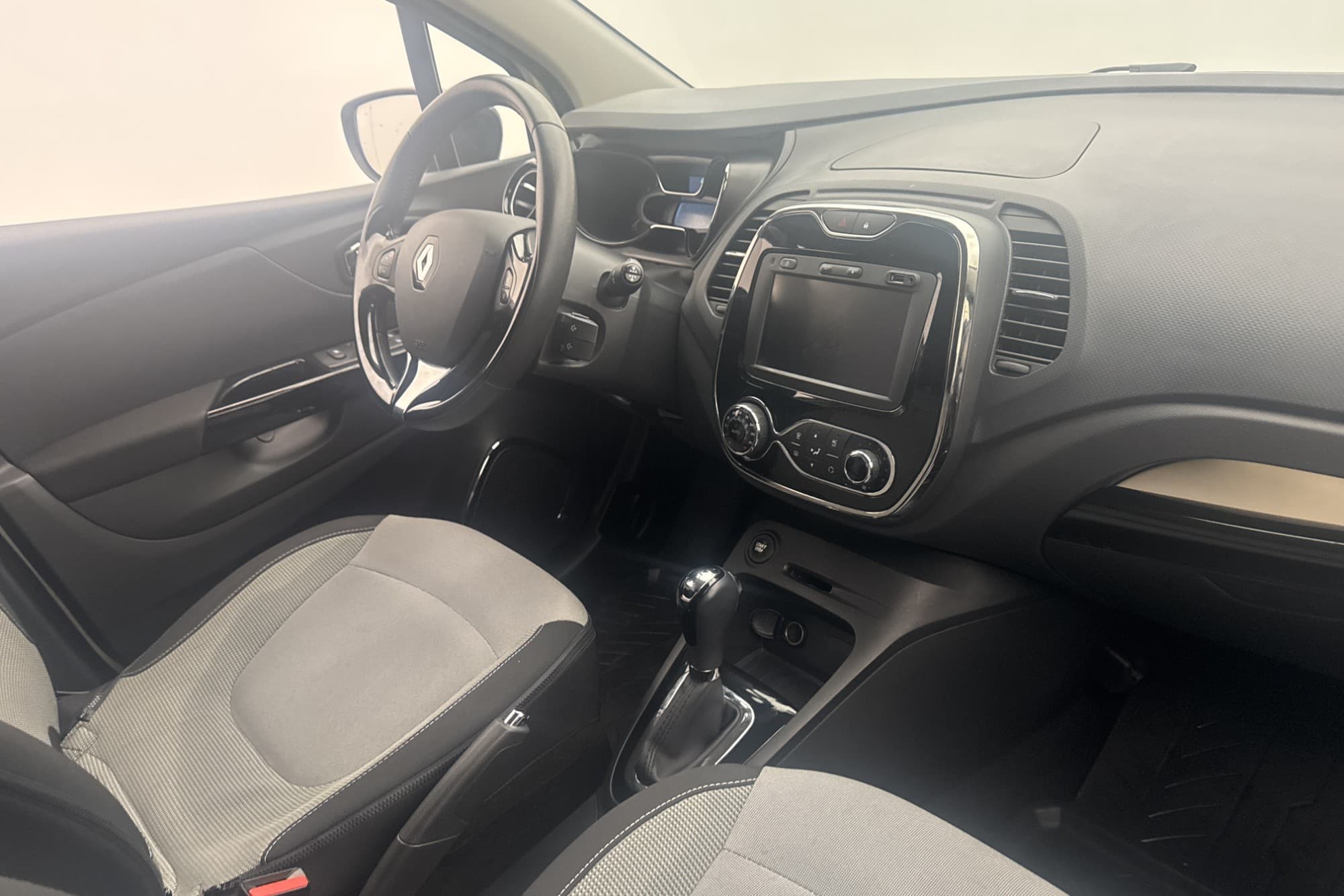 Renault Captur 1.2 TCe 120hk Navi Låg skatt 0,54L/mil