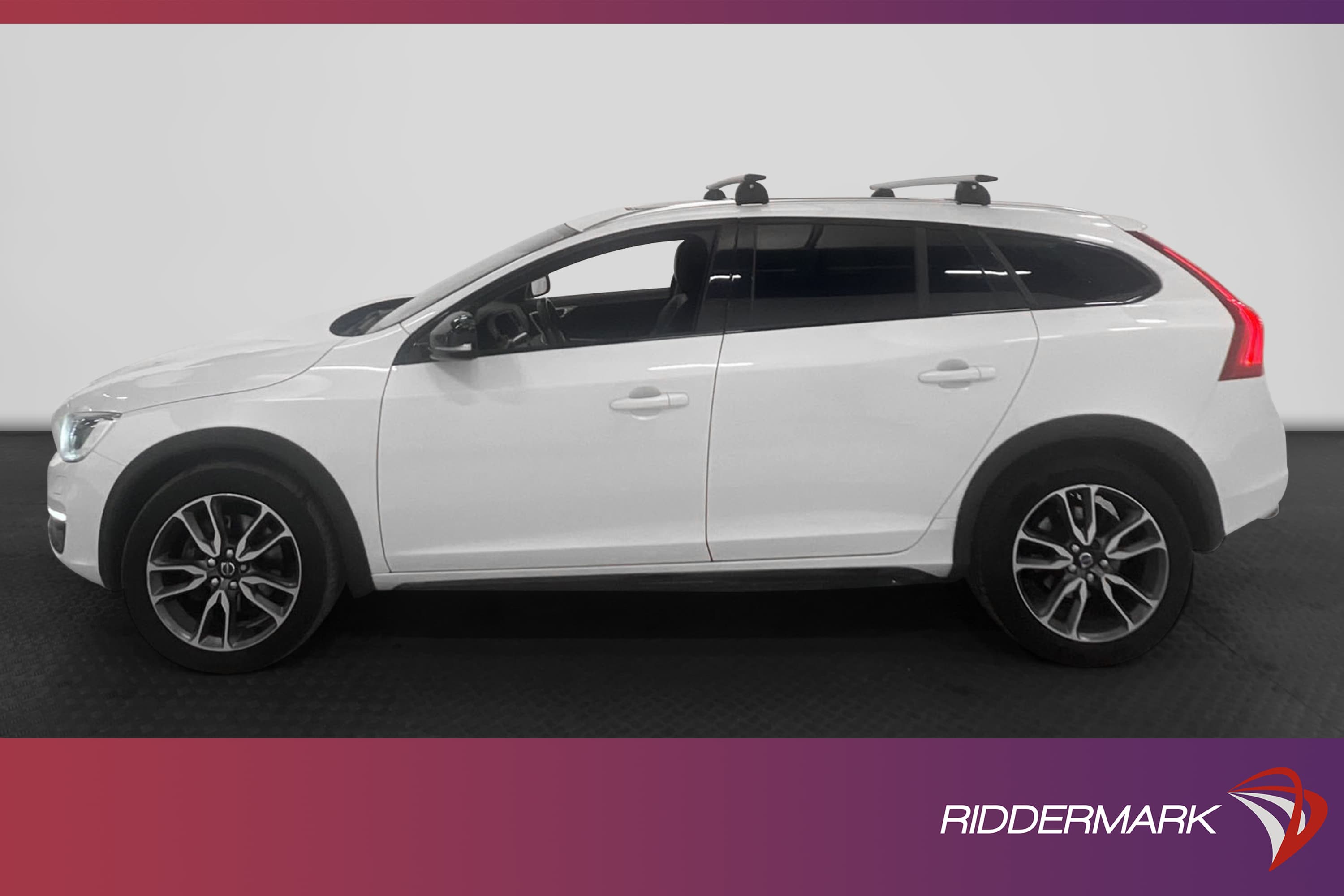 Volvo V60 Cross Country D4 AWD