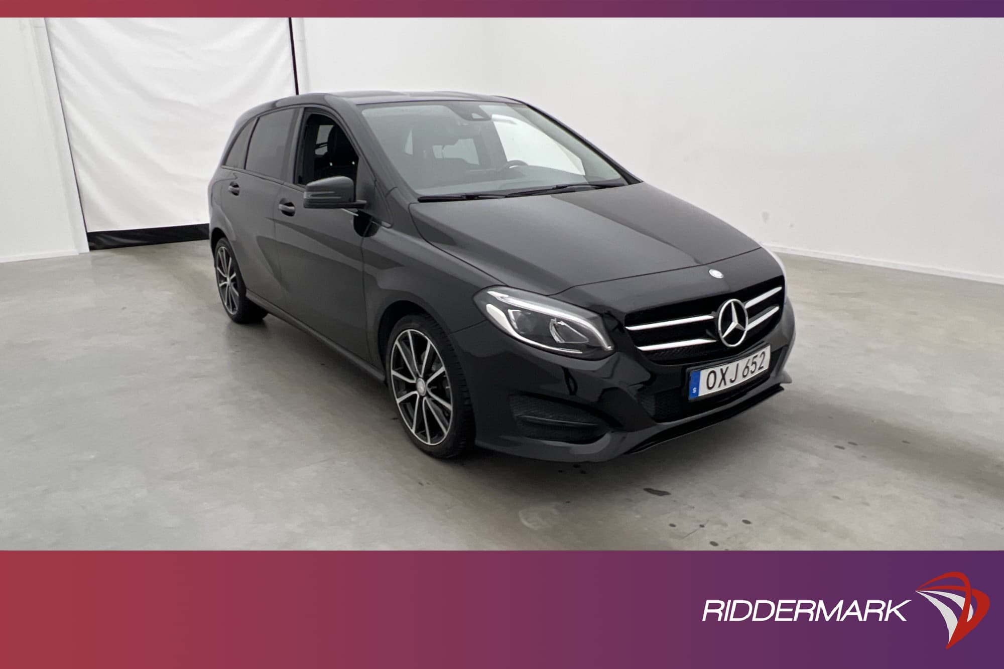 Mercedes-Benz B 180 122hk