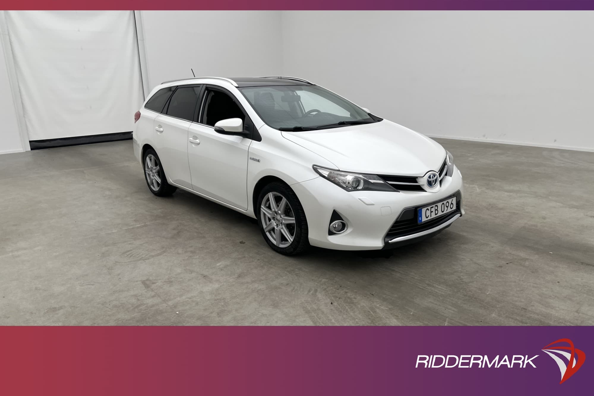 Toyota Auris Touring Sports Hybrid 136hk