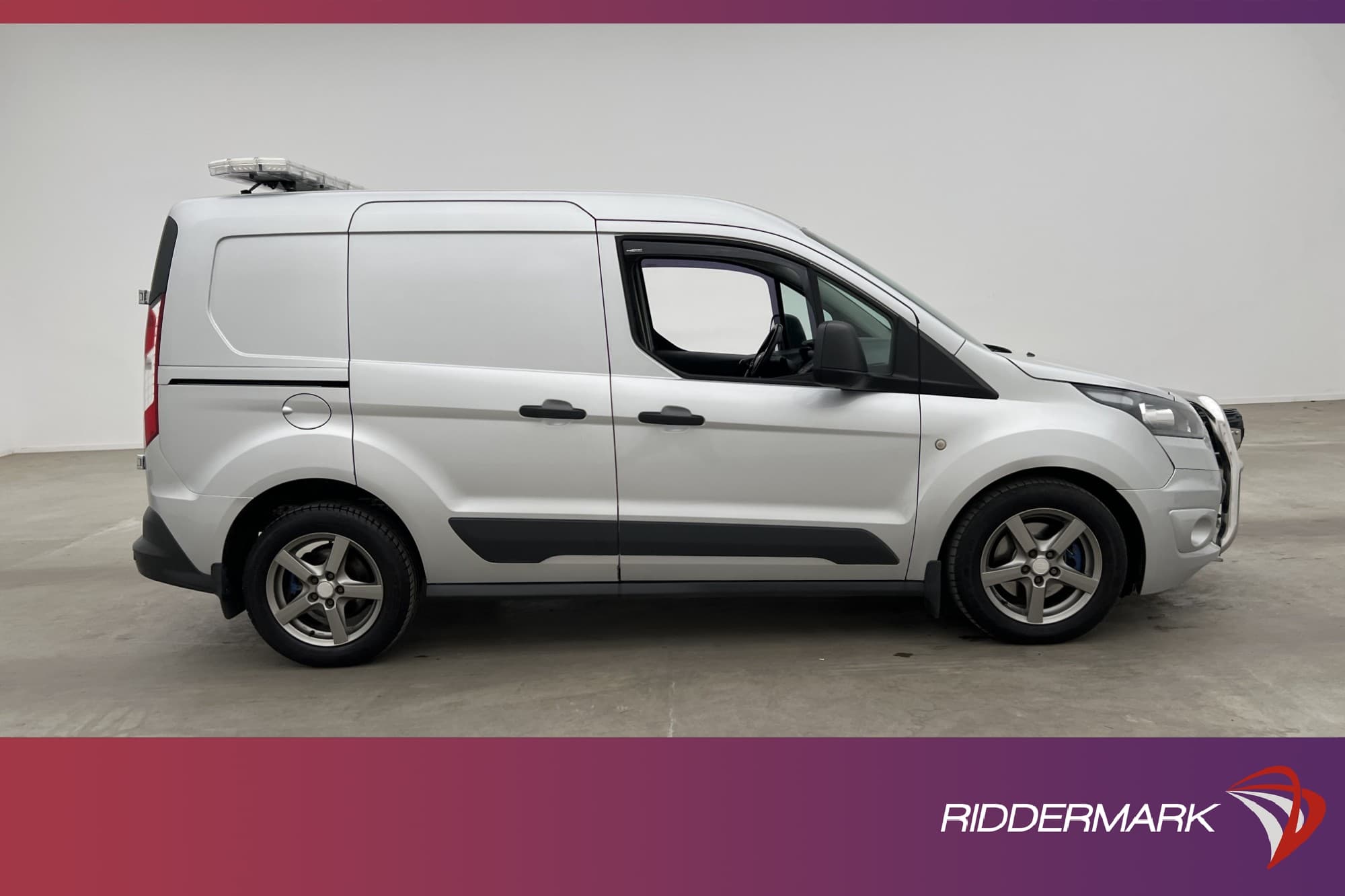 Ford Transit Connect 220