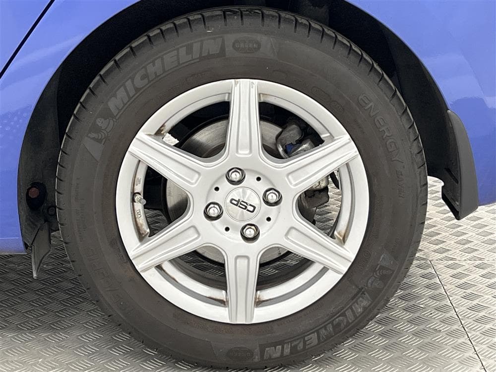 Hyundai i20 1.0 100hk Auto M-värm Välserv Rattvärm 0,52l/mil