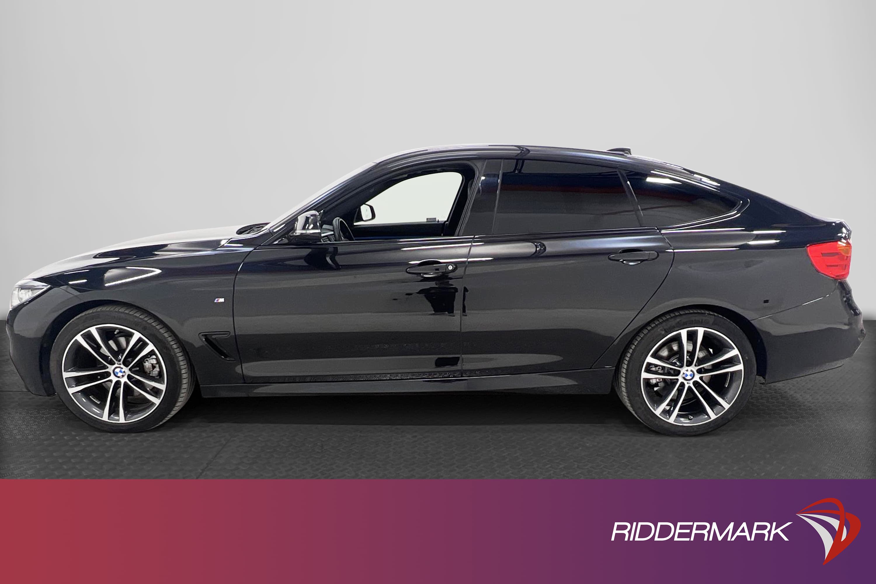 BMW 330d GT xDrive 258hk M Sport B-kamera Harman/Kardon