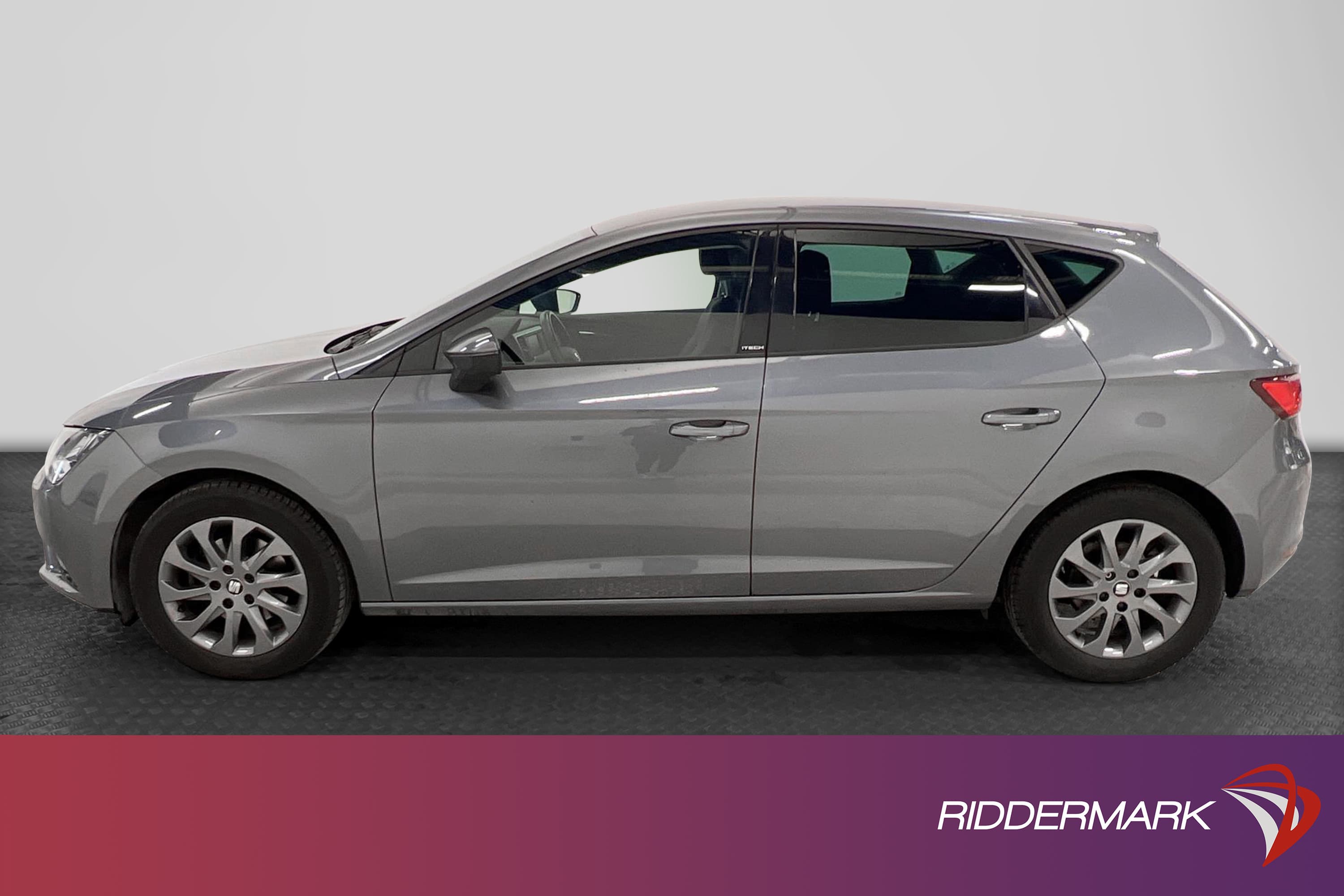 SEAT Leon 1.2 TSI 110hk Itech P-sensorer Halvskinn 0.49l/mil