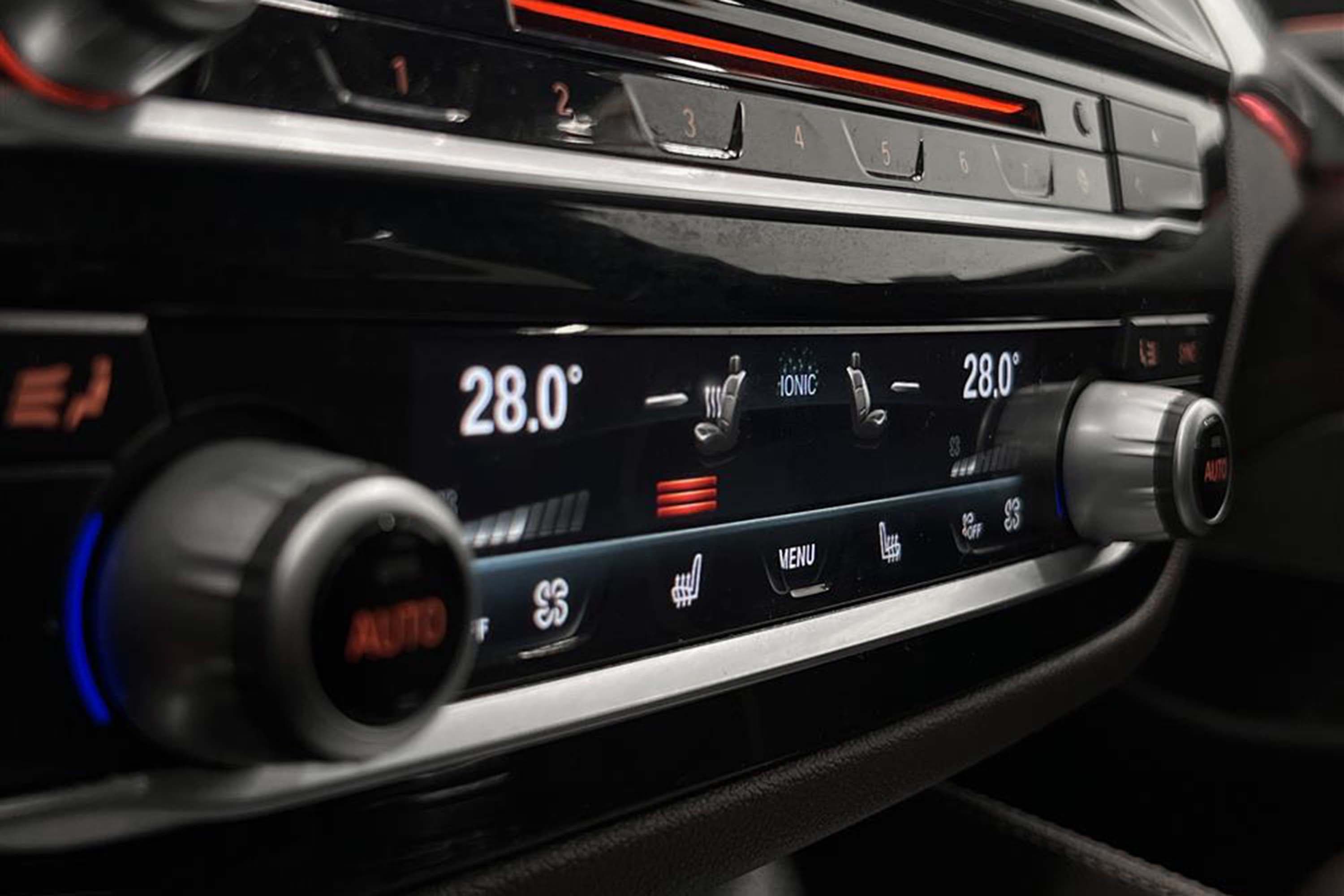 BMW 530d xDrive M Sport Innovation H/K Värmare 360°Kam Pano