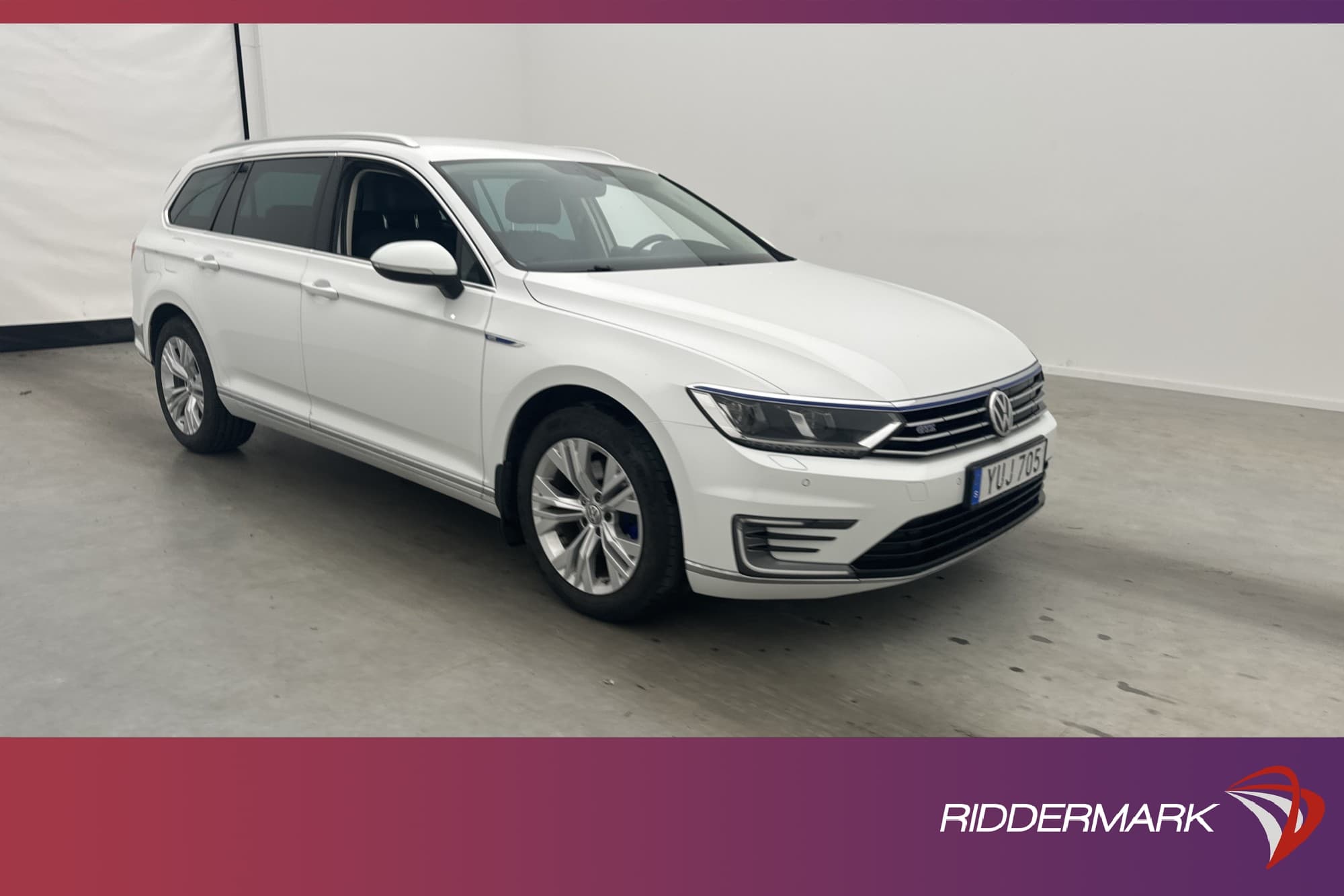Volkswagen Passat GTE 218hk