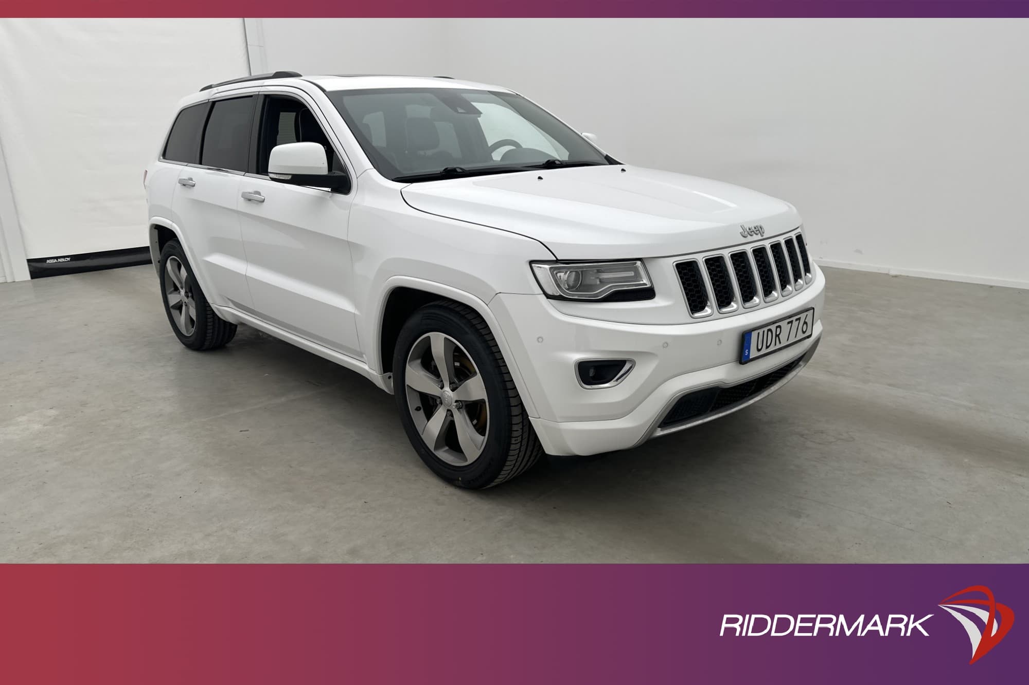 Jeep Grand Cherokee V6 4WD 250hk