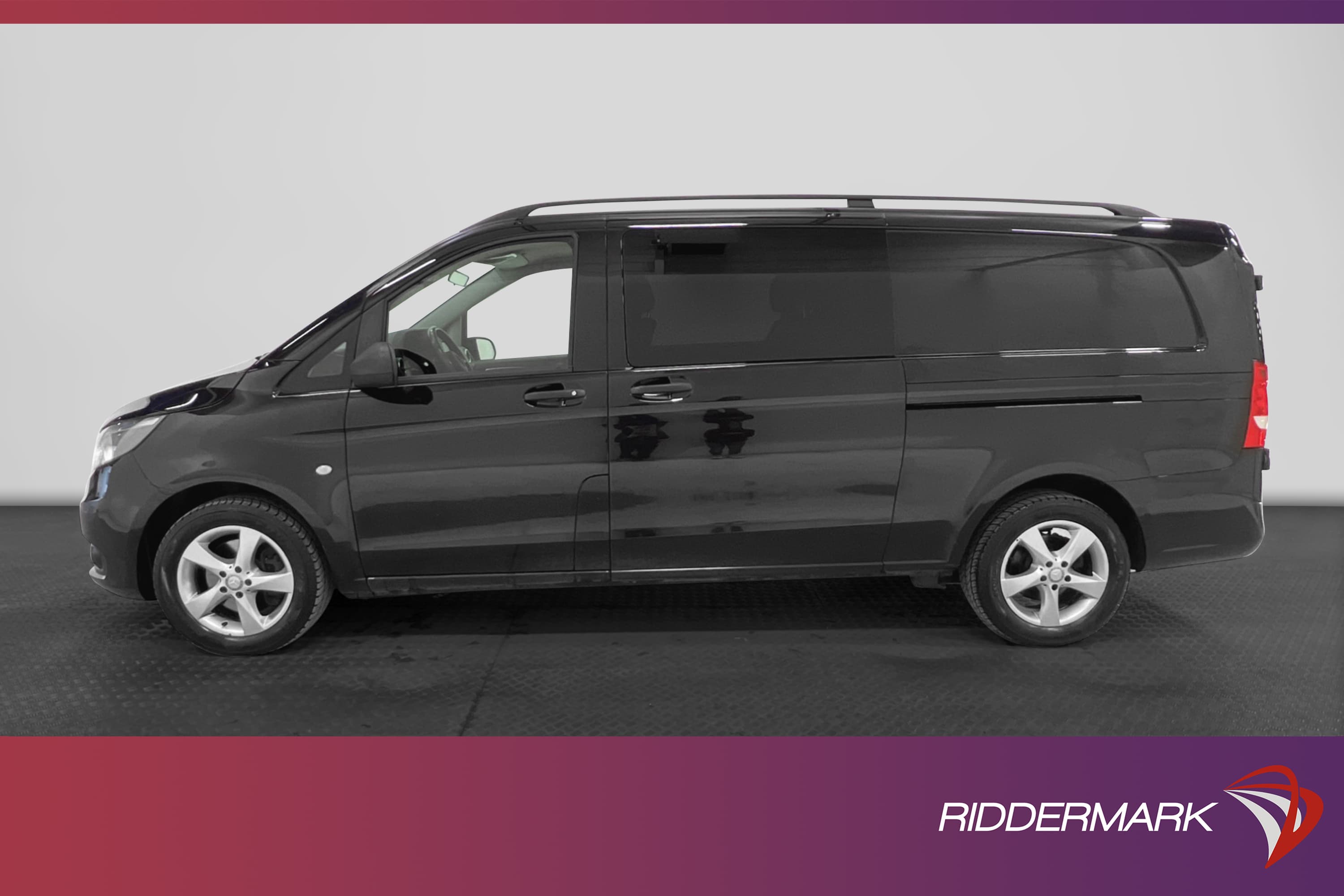 Mercedes-Benz Vito Mixto