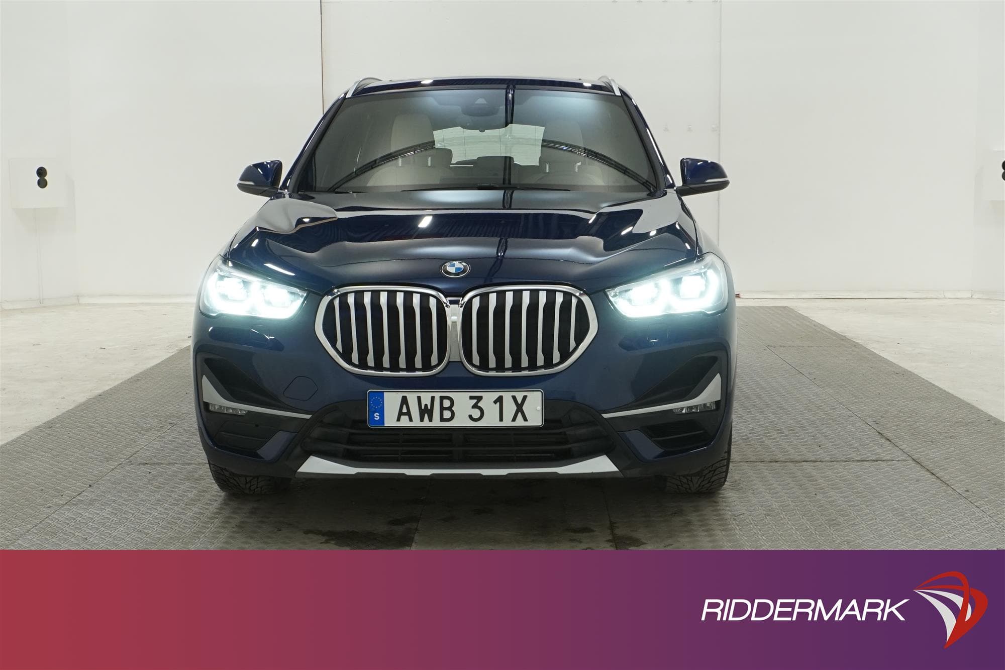 BMW X1 xDrive25e 220hk X-line Pano HiFi Navi Moms Drag