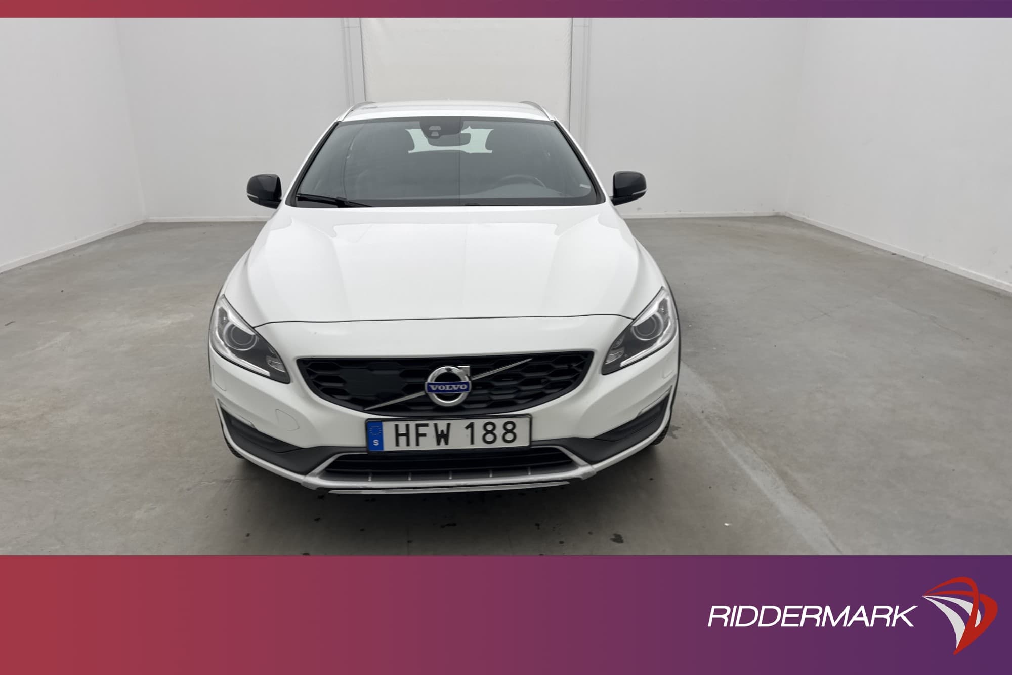 Volvo V60 Cross Country D4 AWD