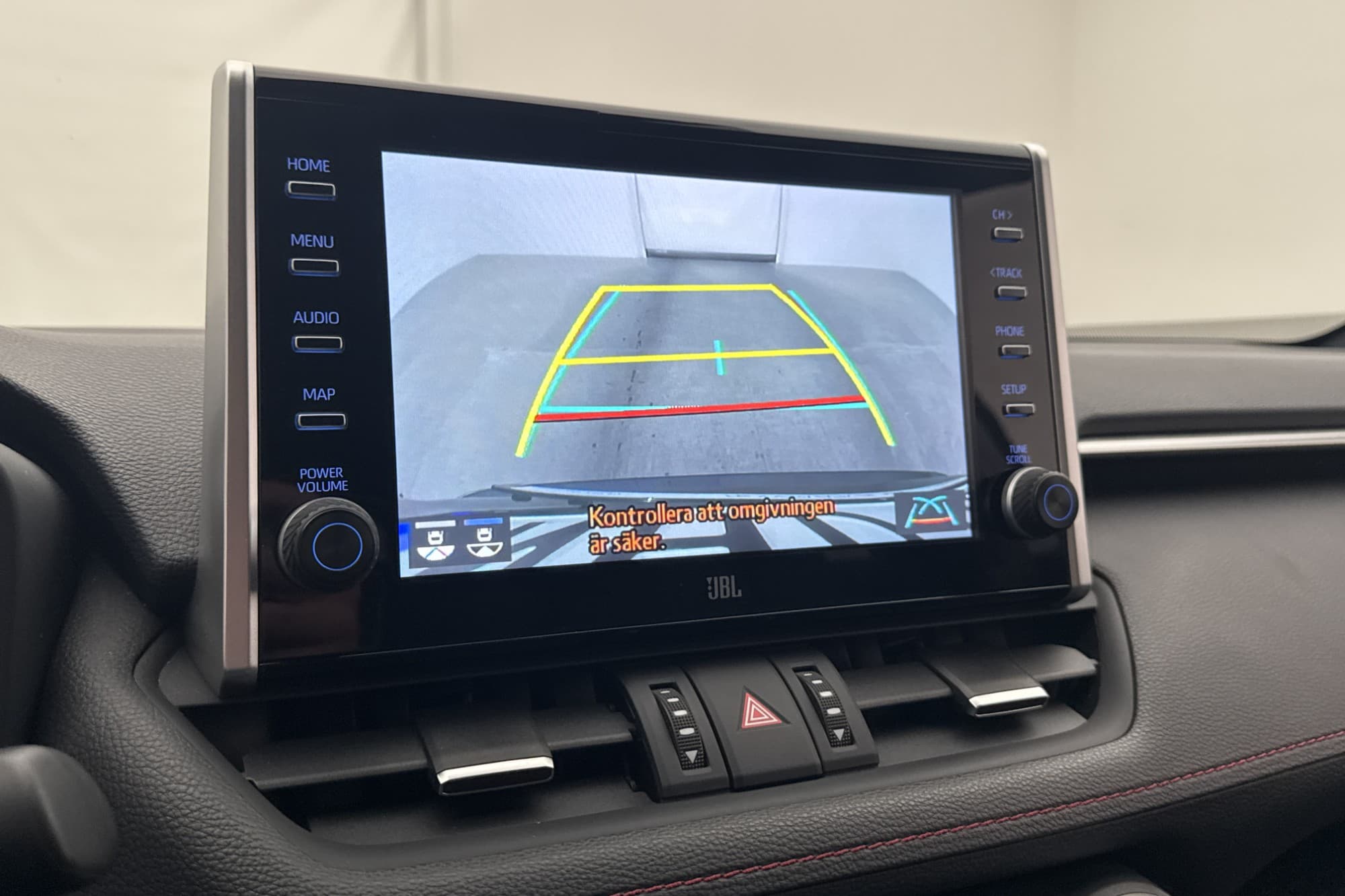 Toyota RAV4 Plug-In AWD 306hk X-Edition JBL Kamera MOMS