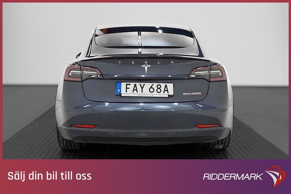 Tesla Model 3 Performance AWD 510hk Svensksåld Premiumexteriör