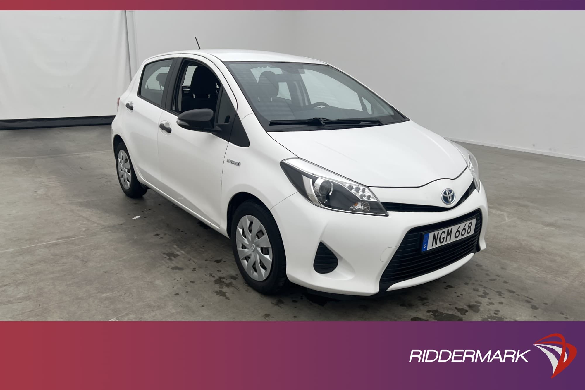 Toyota Yaris Hybrid 101hk