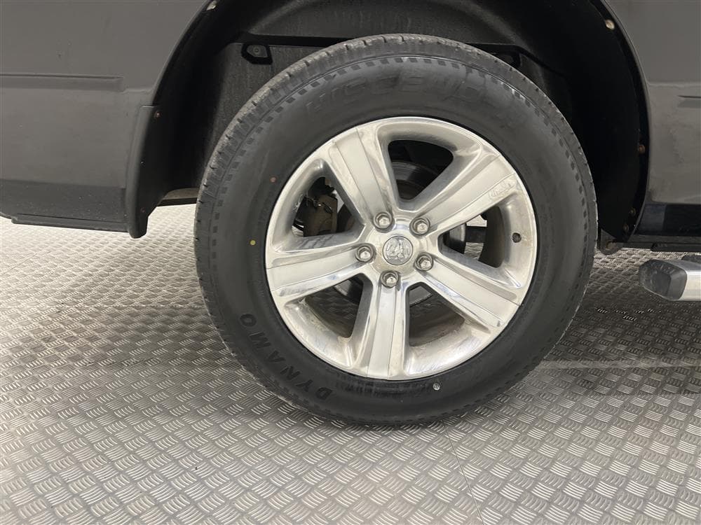 Dodge Ram Sport 5.7 4WD 401hk Taklucka Navi Dragkrok interiör