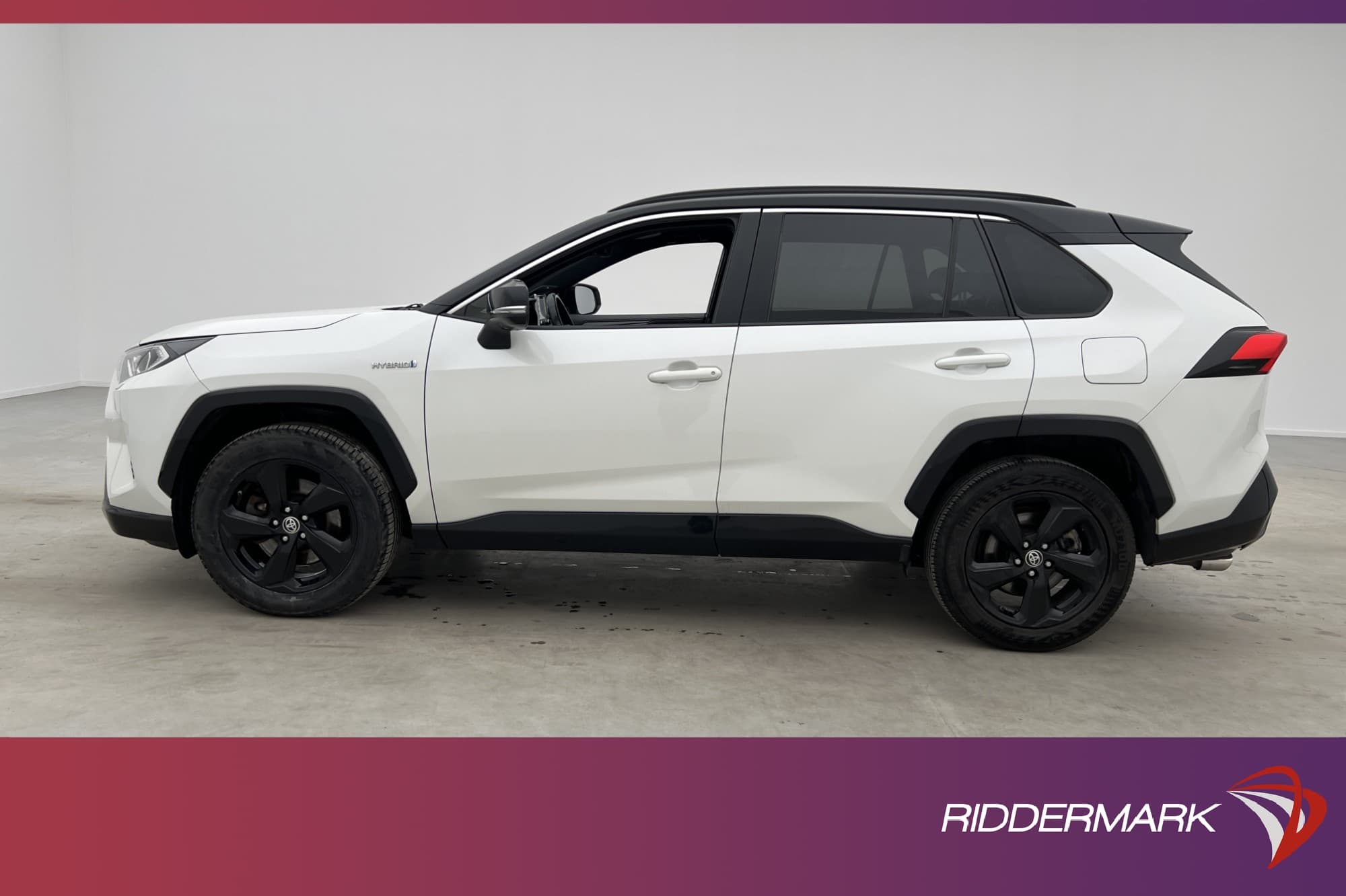 Toyota RAV4 Hybrid AWD 222hk