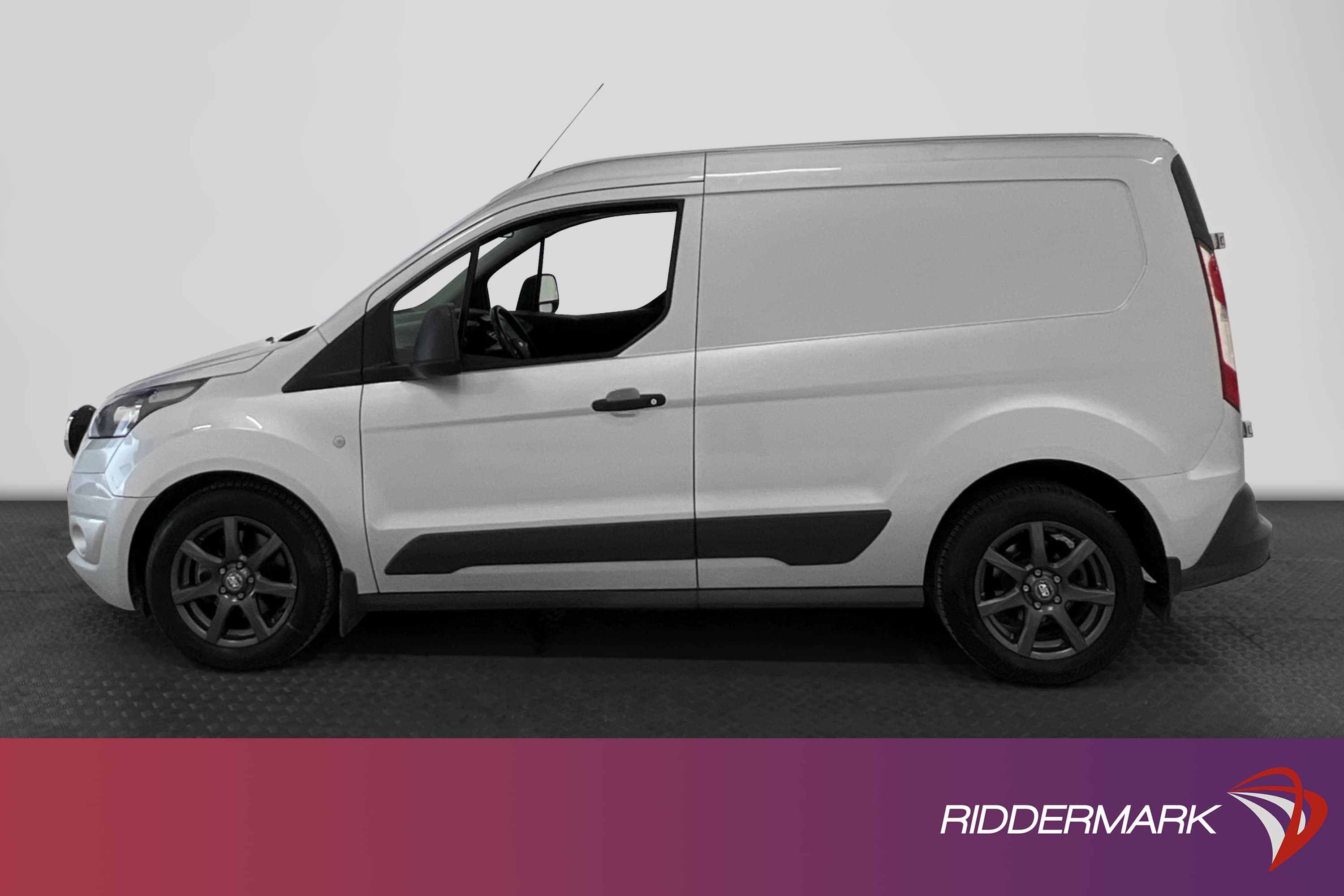 Ford Transit Connect 1.6TDCi Kamera Dragkrok Värmare Moms