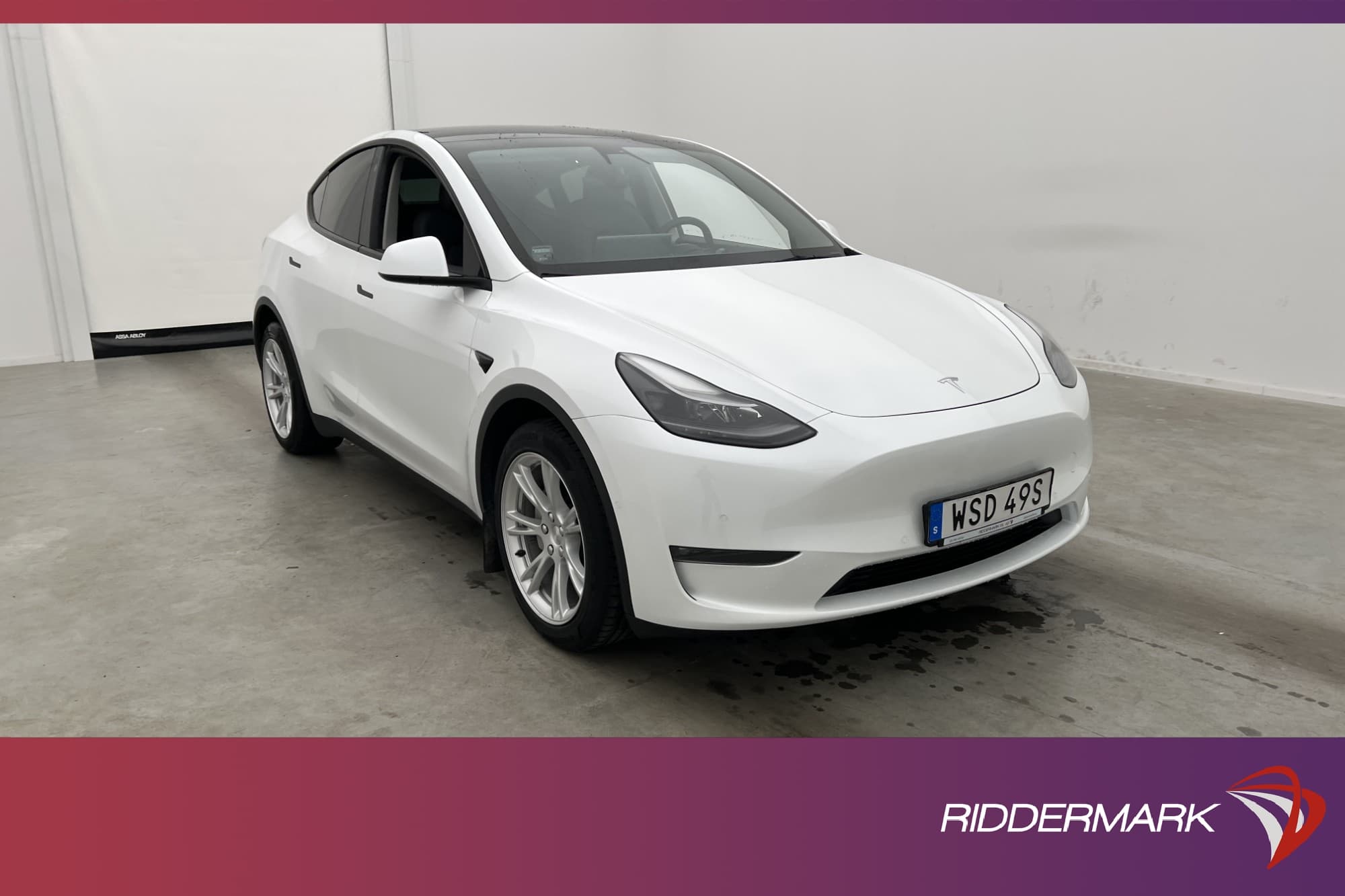 Tesla Model Y Long Range AWD