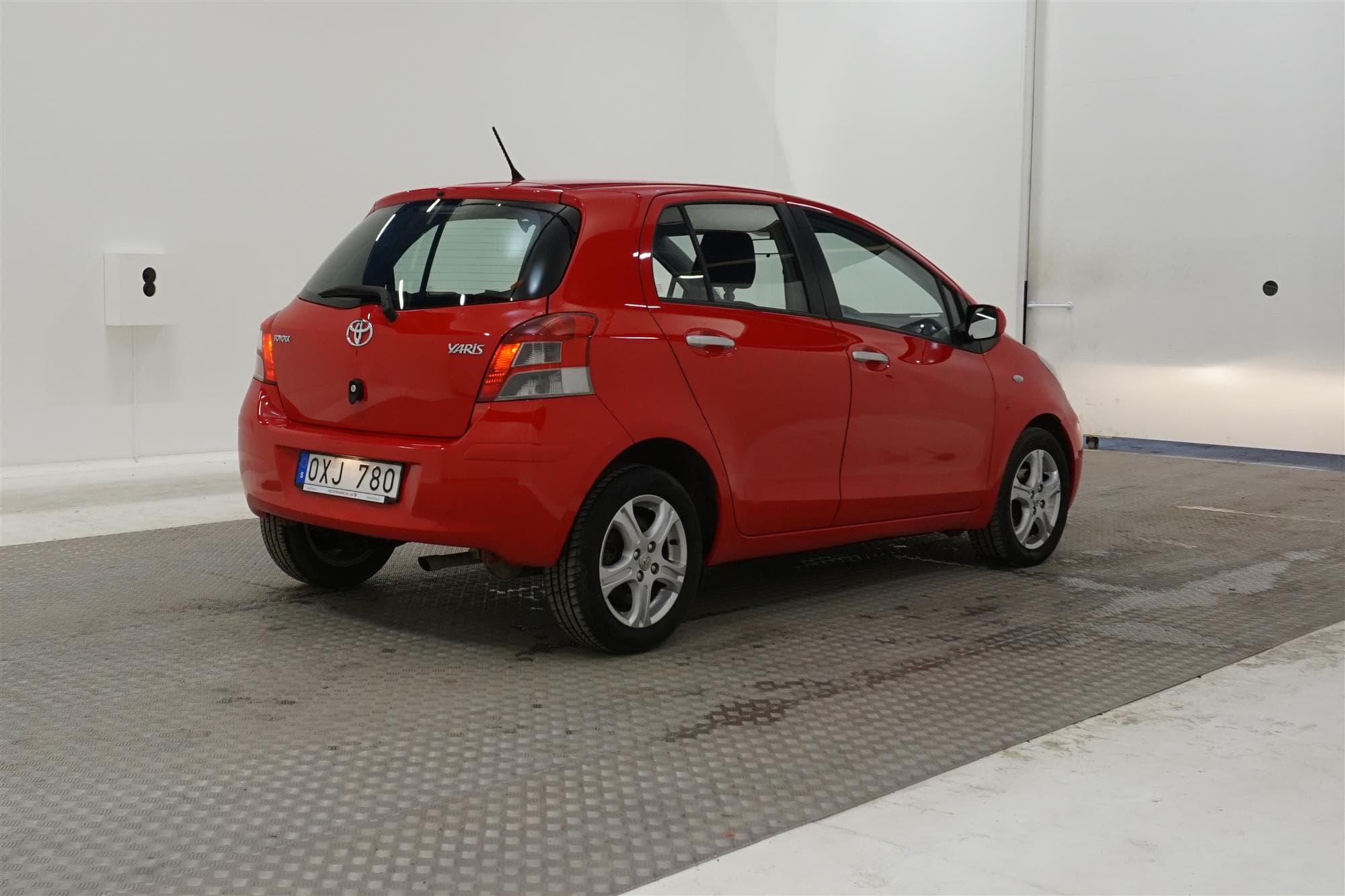 Toyota Yaris 1.33 Dual VVT-i 99hk 1 Brukare Välservad Nybes