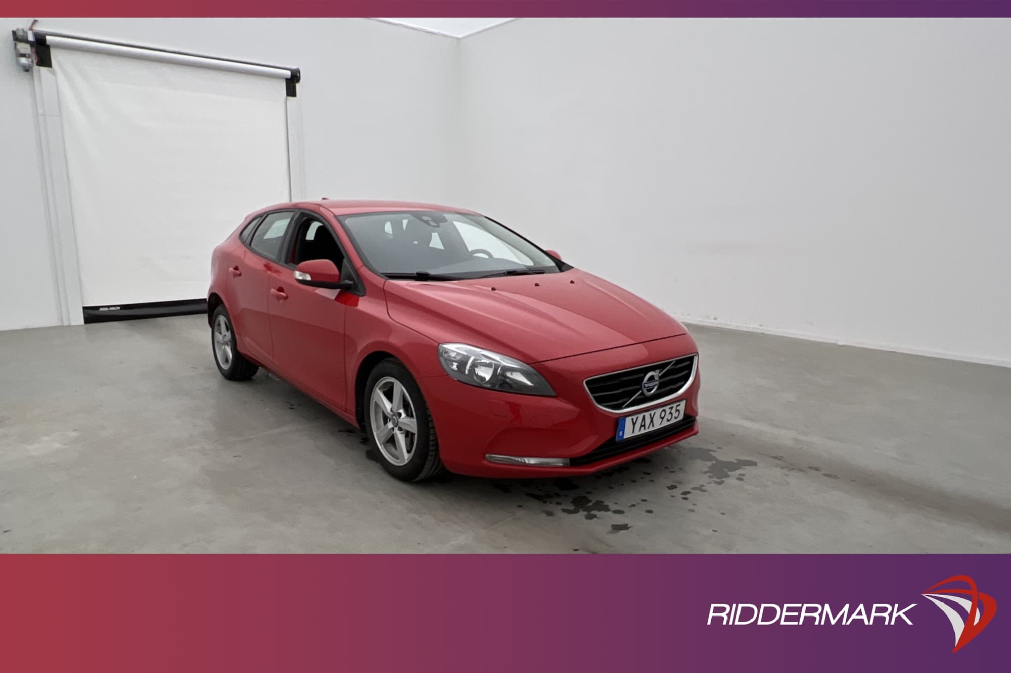 Volvo V40 T2 122hk