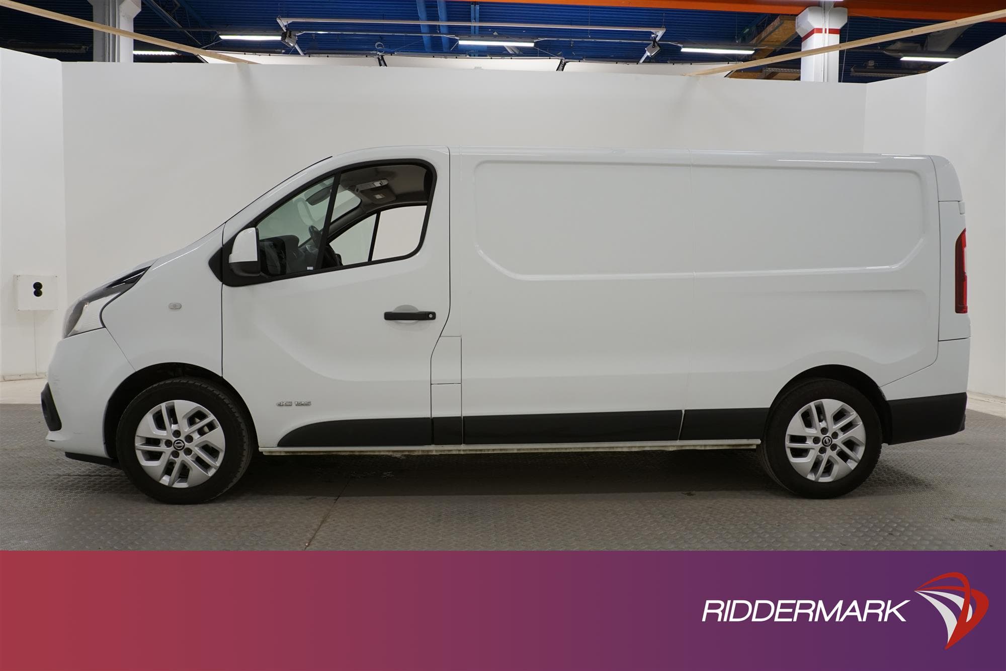 Nissan NV300 1.6dCi PDC V-inredd Lång Drag Värmare Moms
