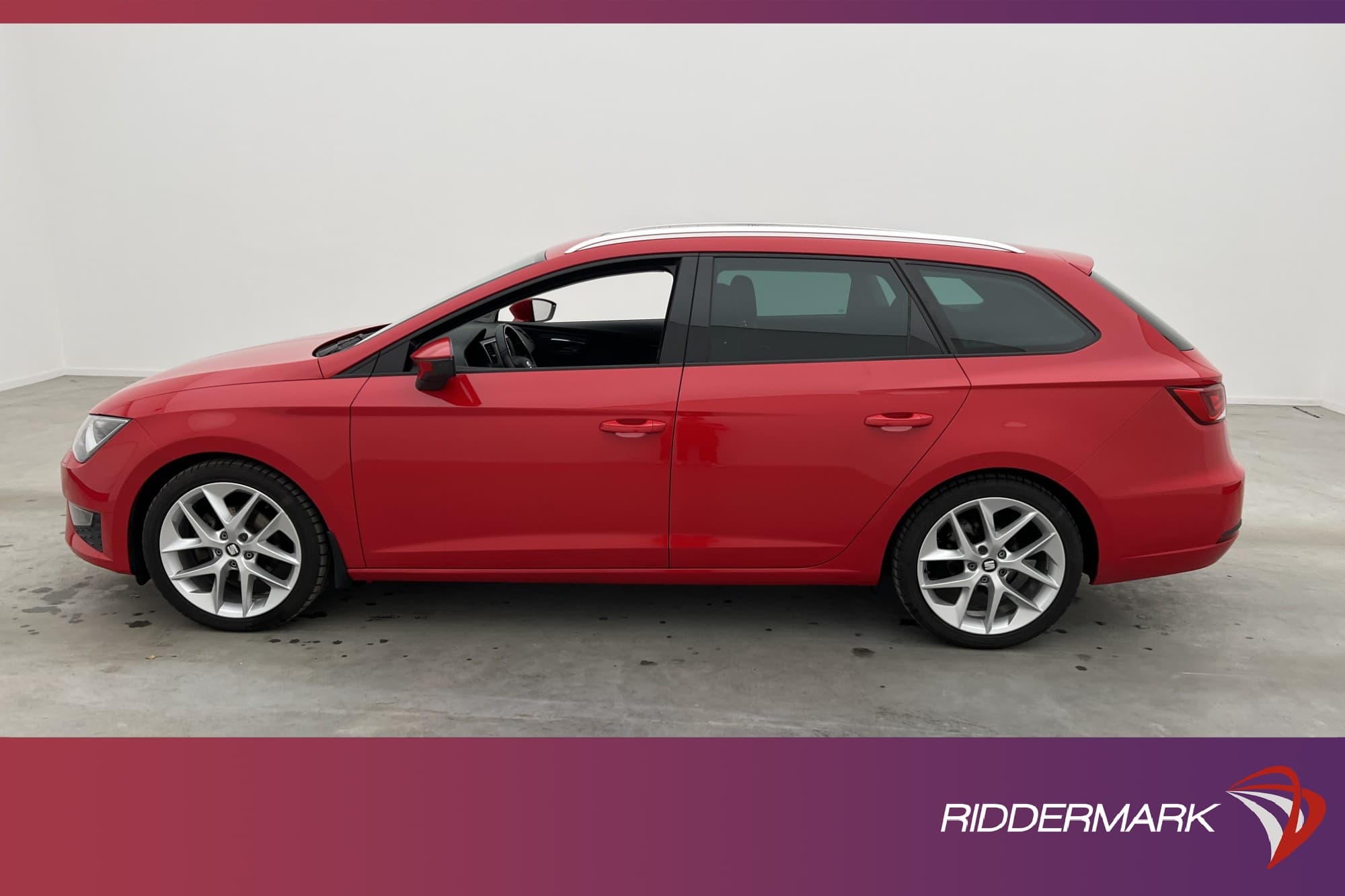SEAT Leon ST TSI 150hk FR STCC EDITION