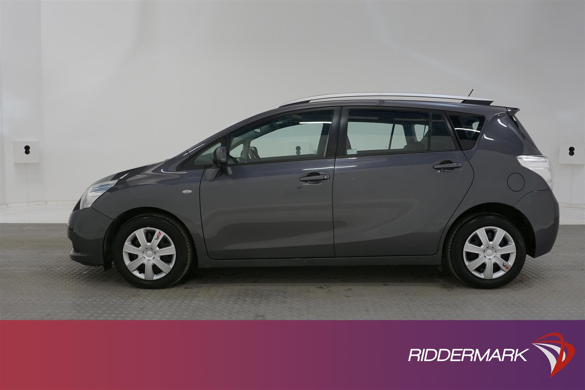 Toyota Verso 1.8 147hk 2 Brukare 7 Sits Drag PDC