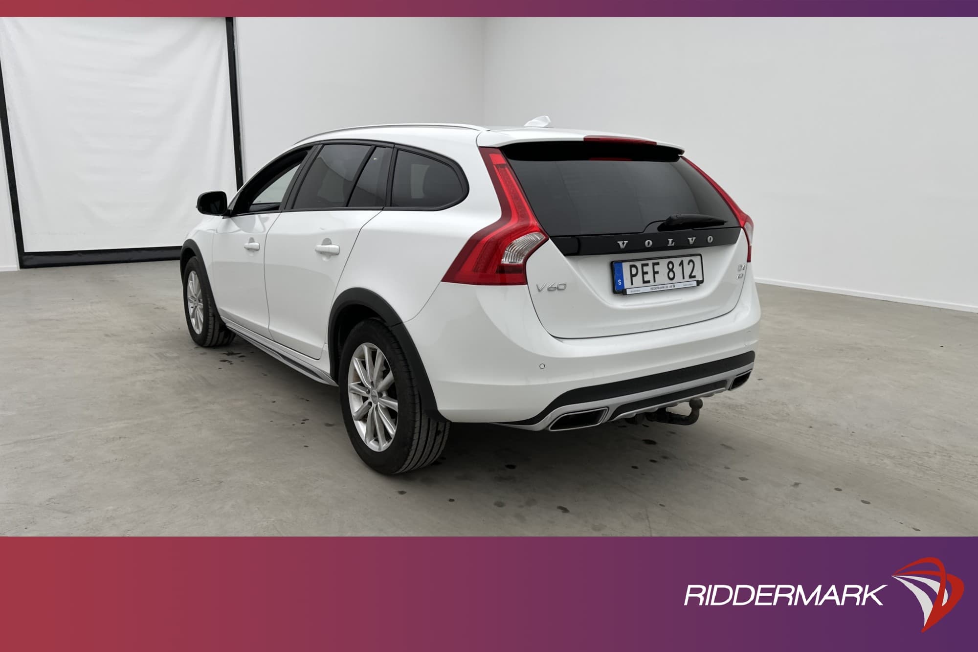 Volvo V60 Cross Country D4 AWD