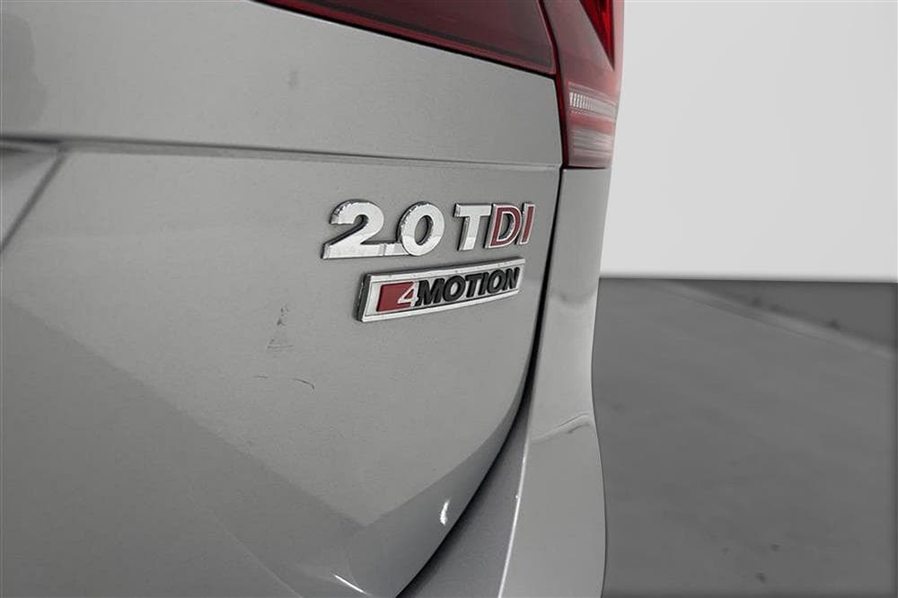 Volkswagen Tiguan 4M 190hk GT Värmare Active info Draginteriör