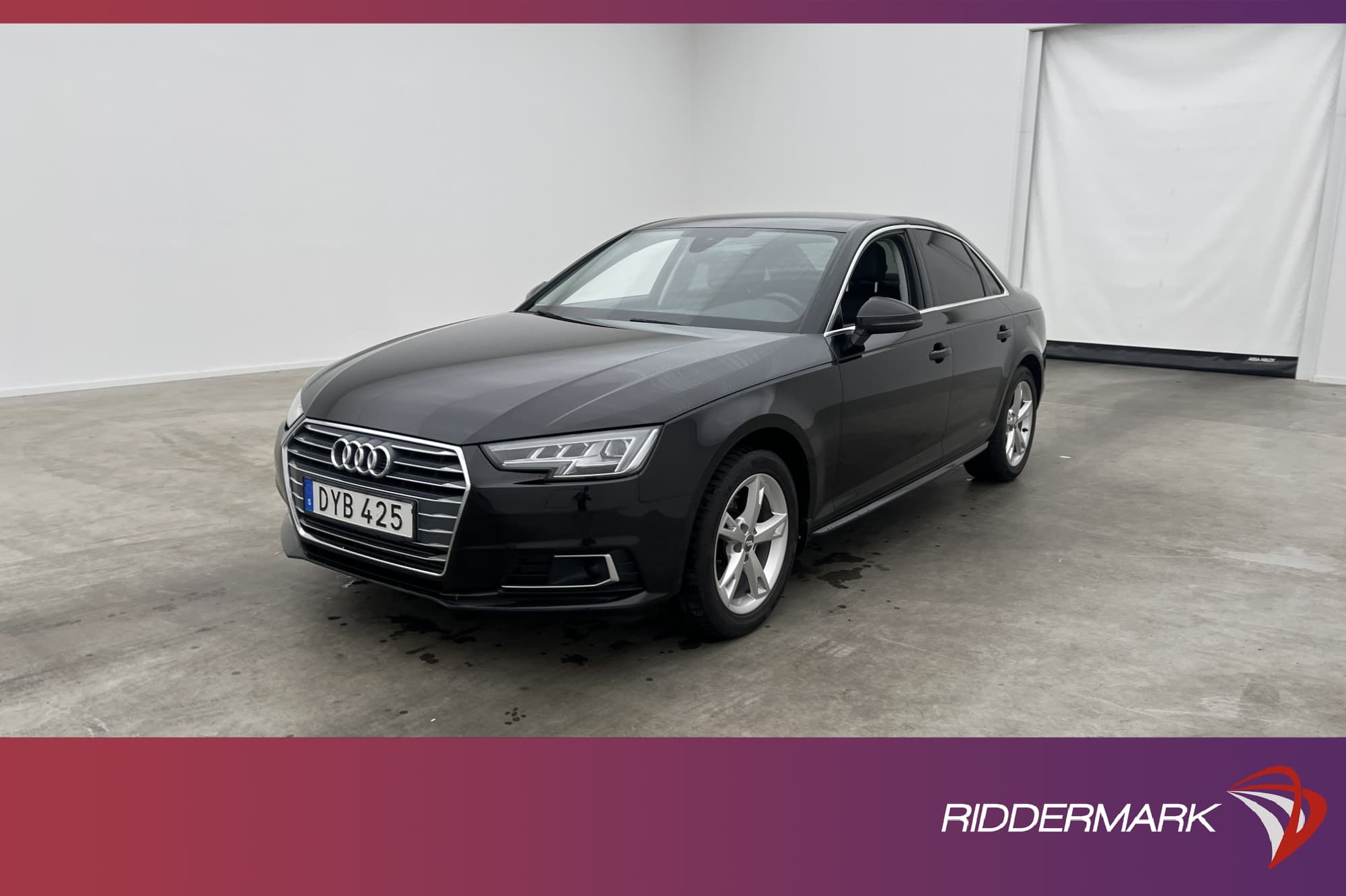 Audi A4 Sedan