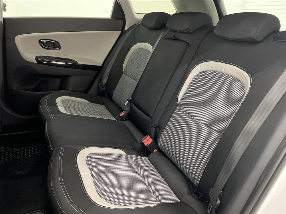 Kia Cee'd 1.6 CRDi SW 128hk P-sensor Välservad 0,56l/milinteriör
