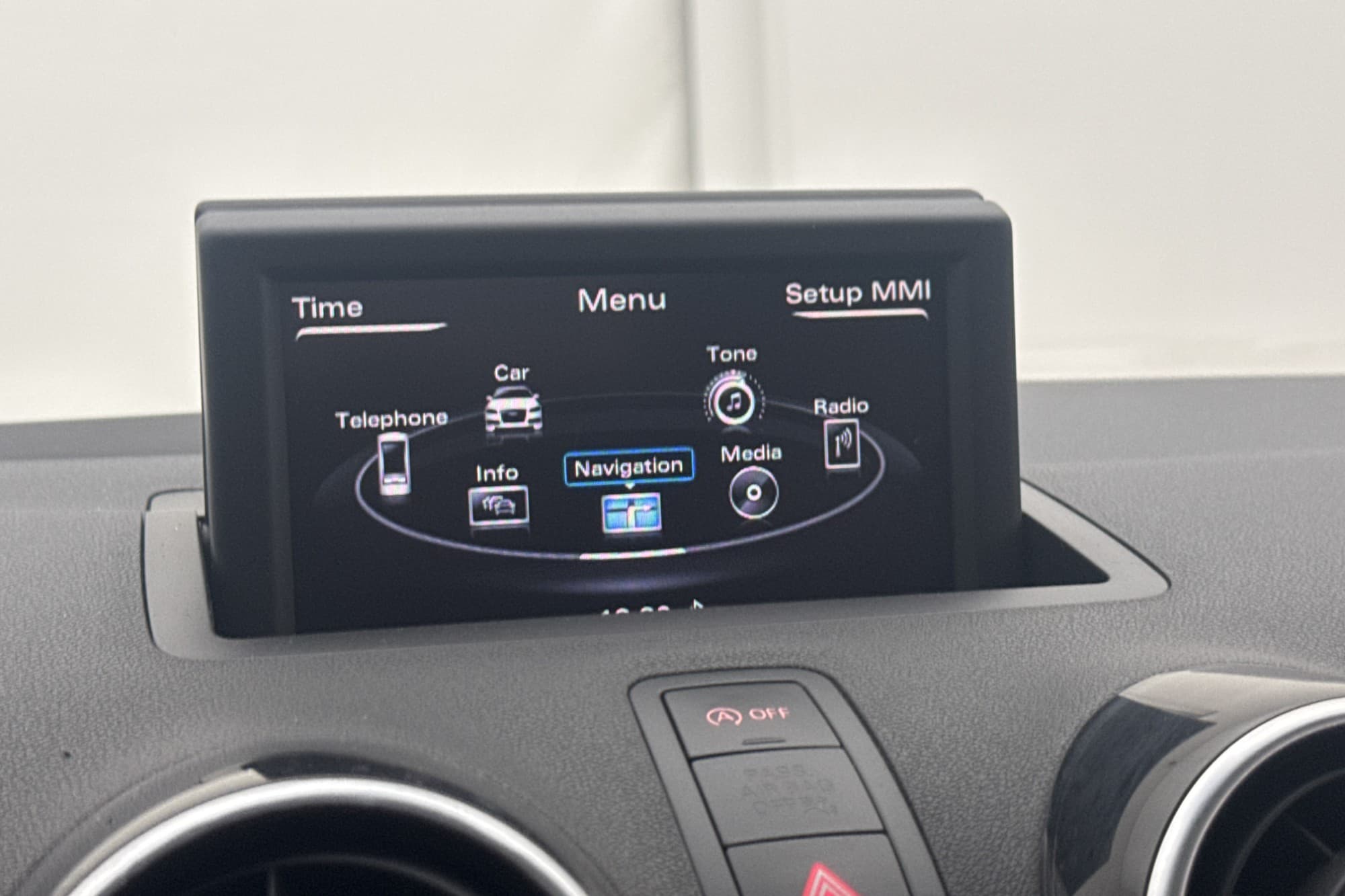Audi A1 1.4 TFSI 122hk Panorama P-Sensorer Farthållare
