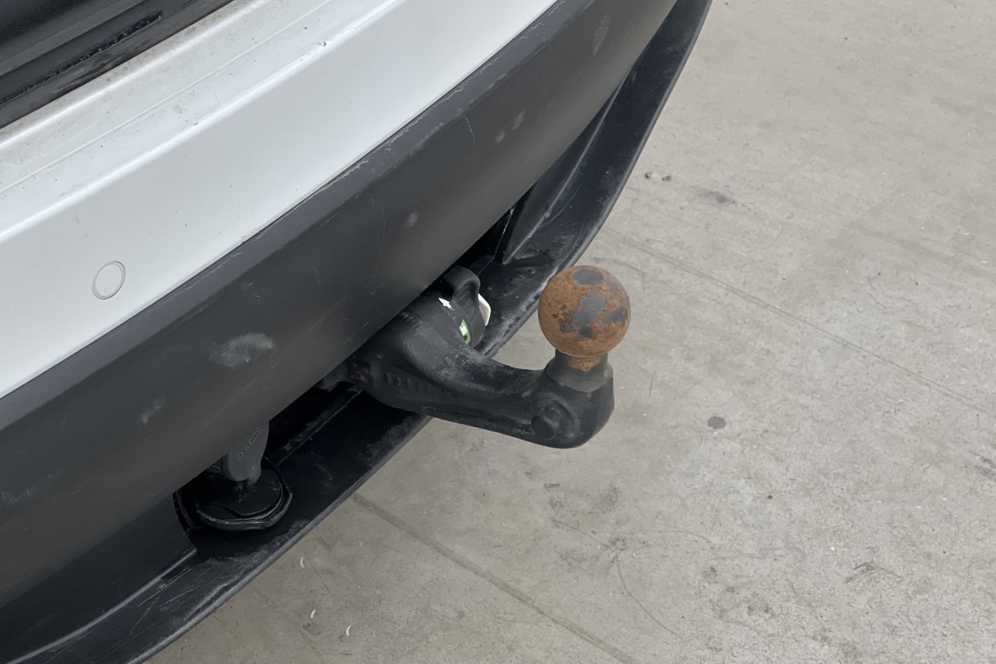 Tesla Model Y Long Range AWD Svensksåld Dragkrok Autopilot