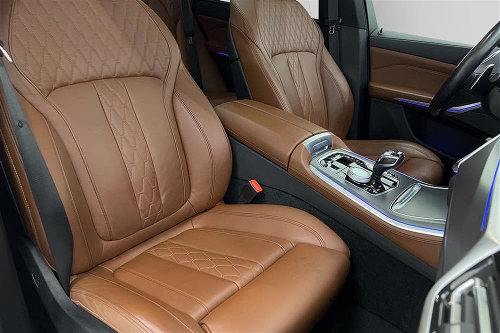 BMW X5 xDrive30d 286hk MHEV Innovation 360 Harman Pano interiör