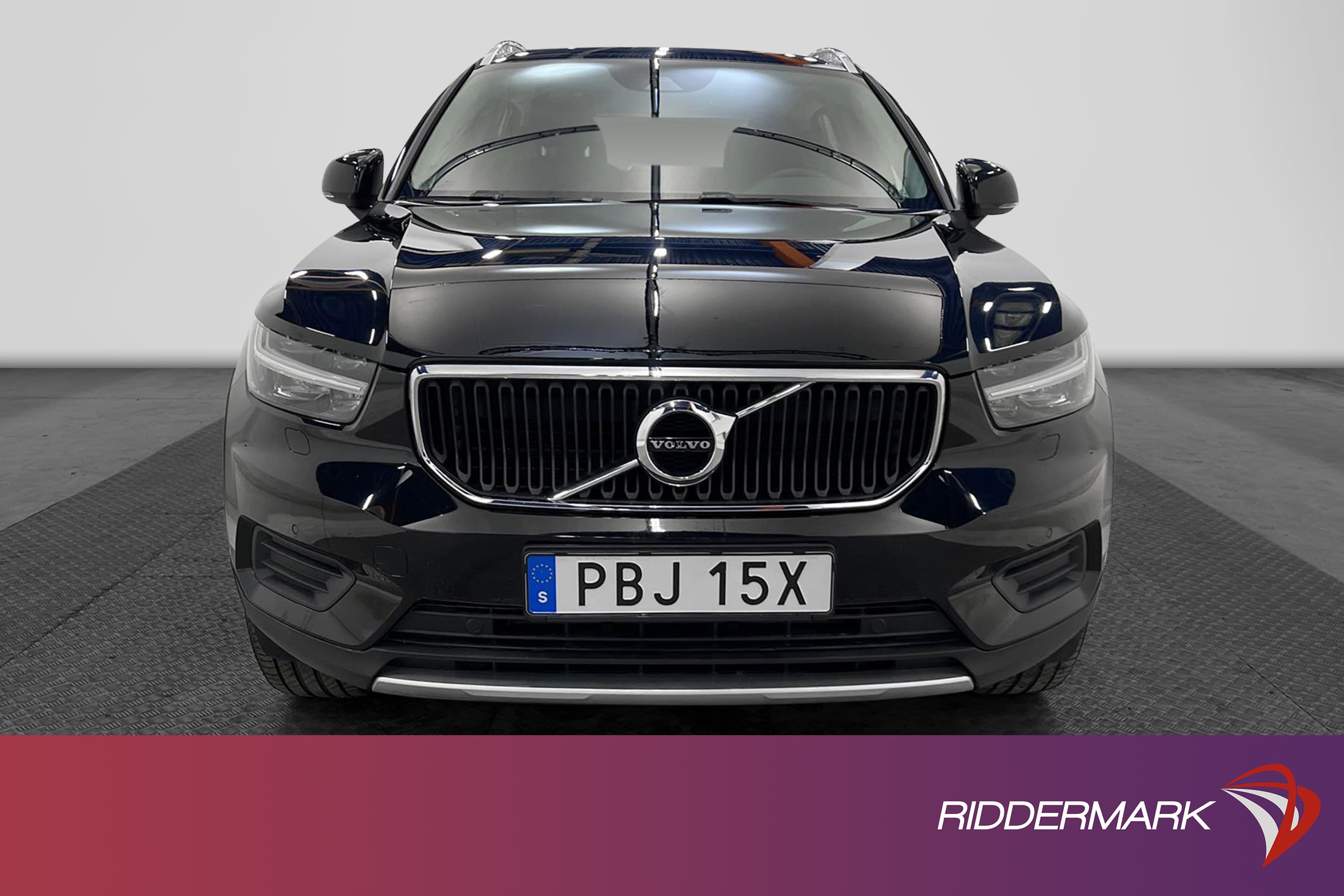 Volvo XC40 T2 129hk Momentum VOC Bränslevärmare Dragkrok