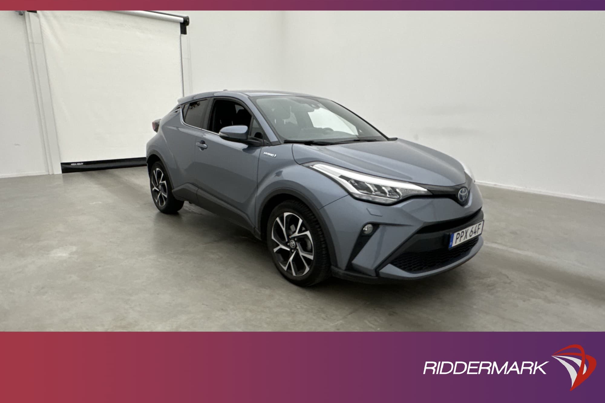 Toyota C-HR Hybrid 122hk