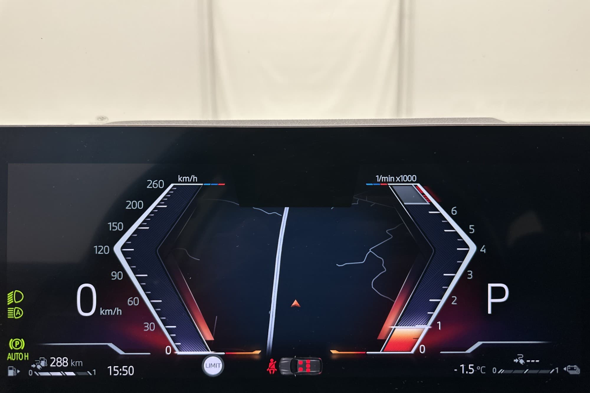 BMW 330e 292hk xDrive M Sport Wide Sensorer CarPlay H/K Drag