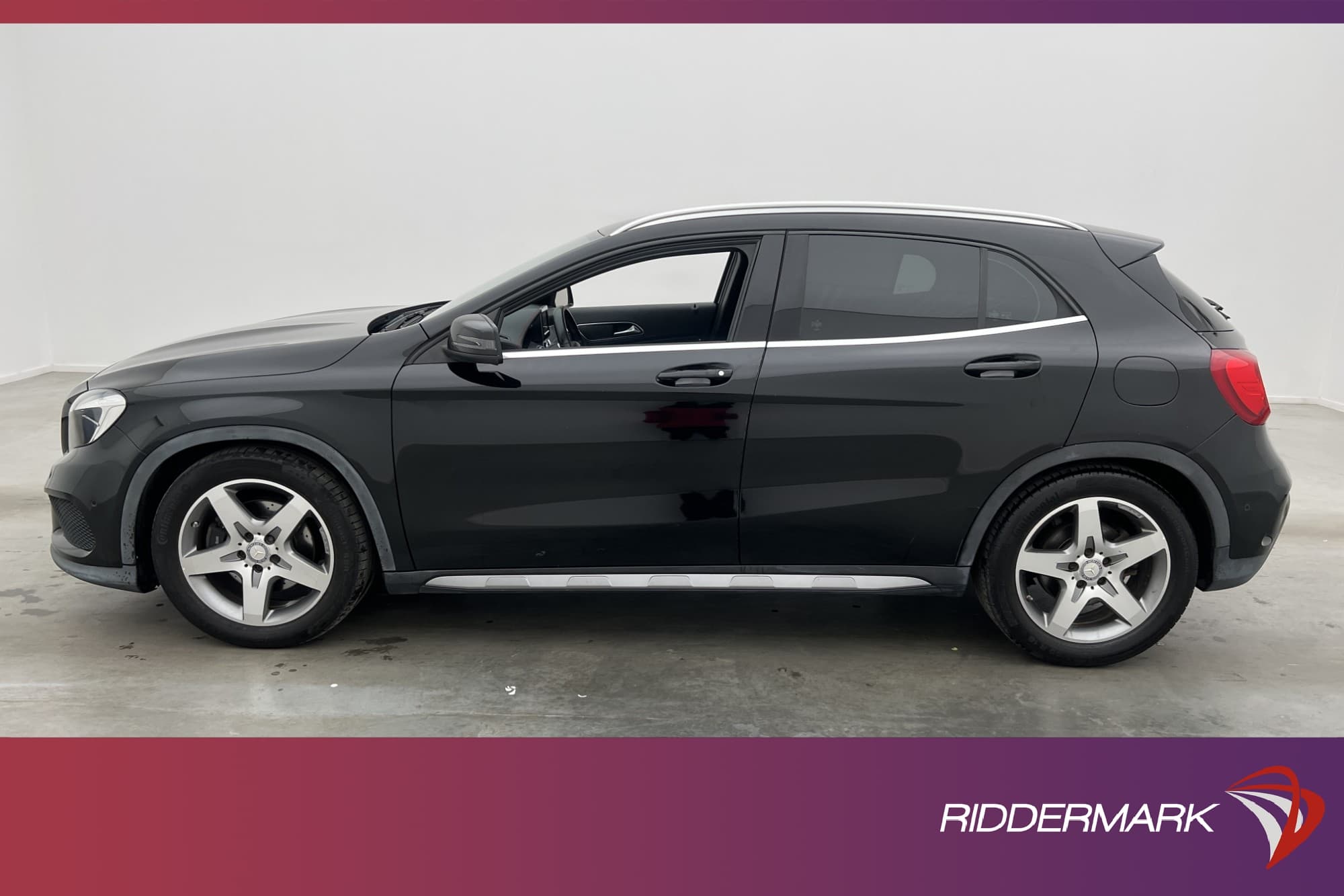 Mercedes-Benz GLA 250 4M 211hk AMG Sport Farthållare PDC 