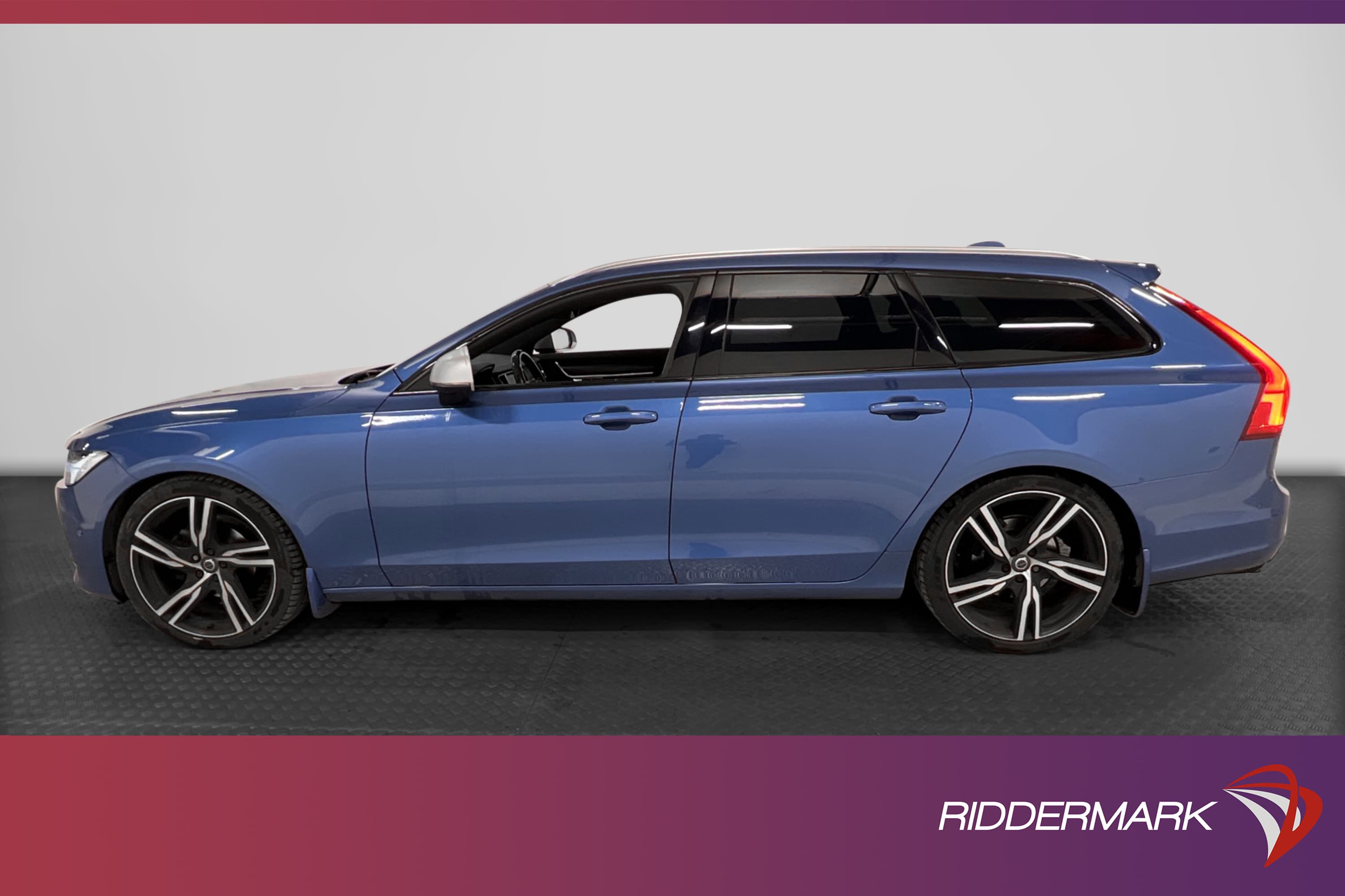 Volvo V90 D4 AWD