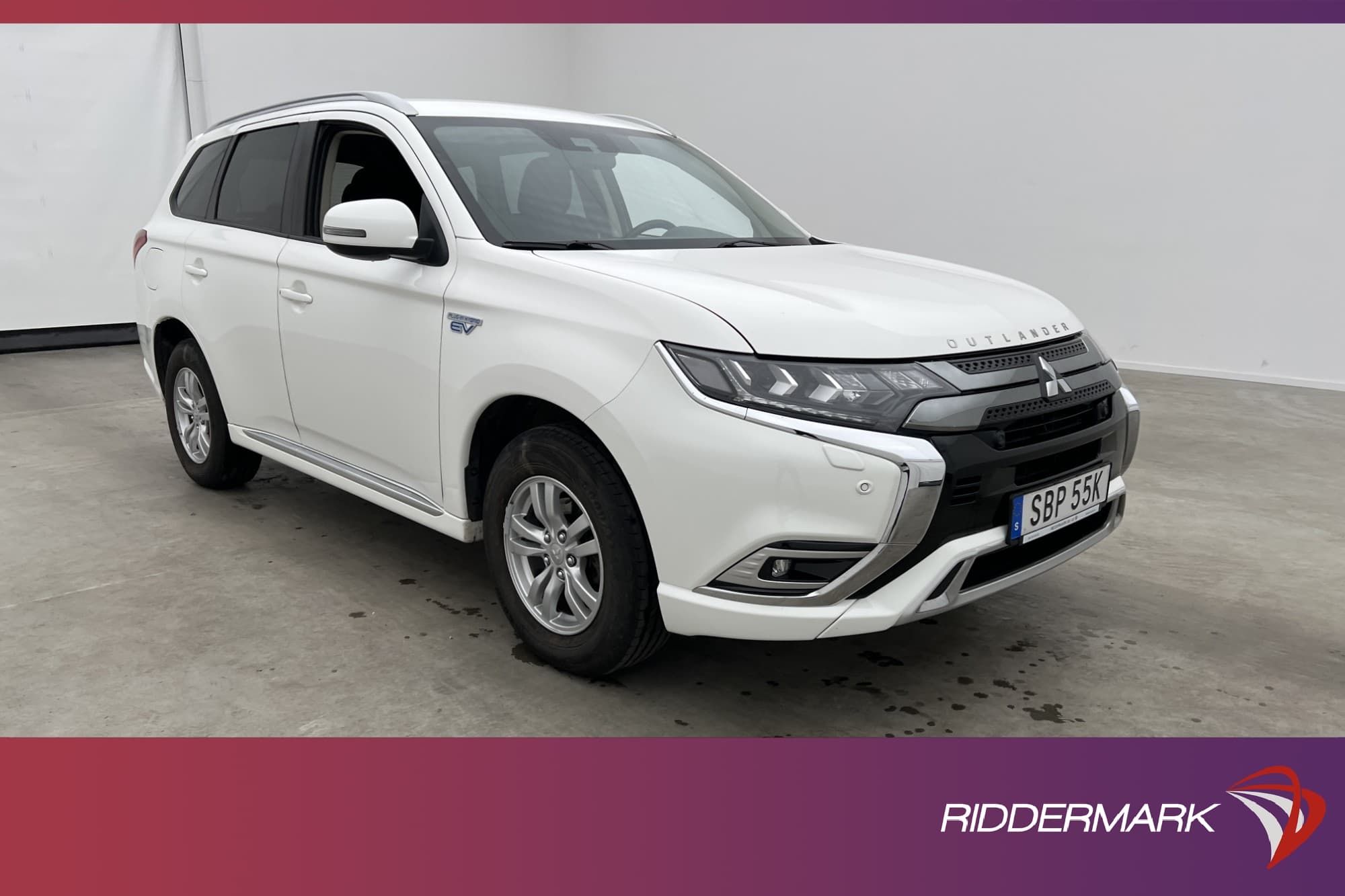 Mitsubishi Outlander PHEV 4WD 230hk