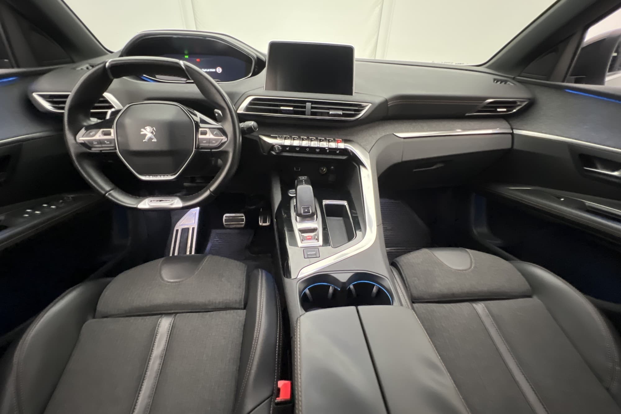 Peugeot 3008 131hk GT-Line Kamera Halvskinn CarPlay Ambient